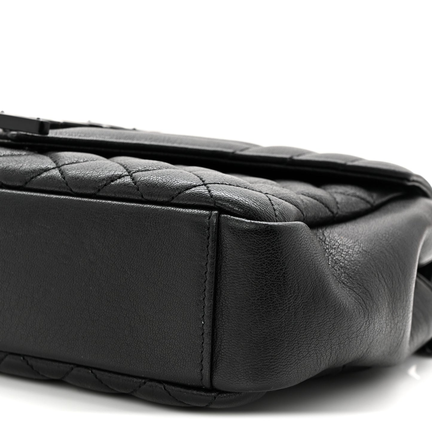 Sheepskin Mixed Matelasse Triquilt Medium Monogram Monochrome College Bag Black