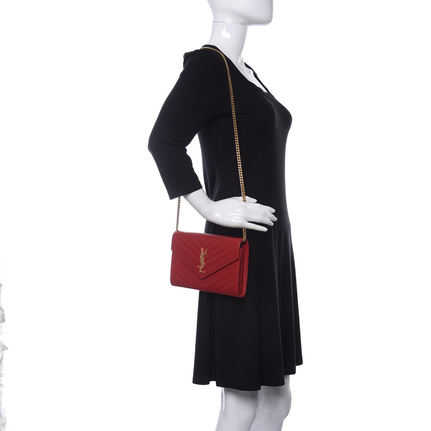 Grain De Poudre Matelasse Chevron Monogram Chain Wallet Red