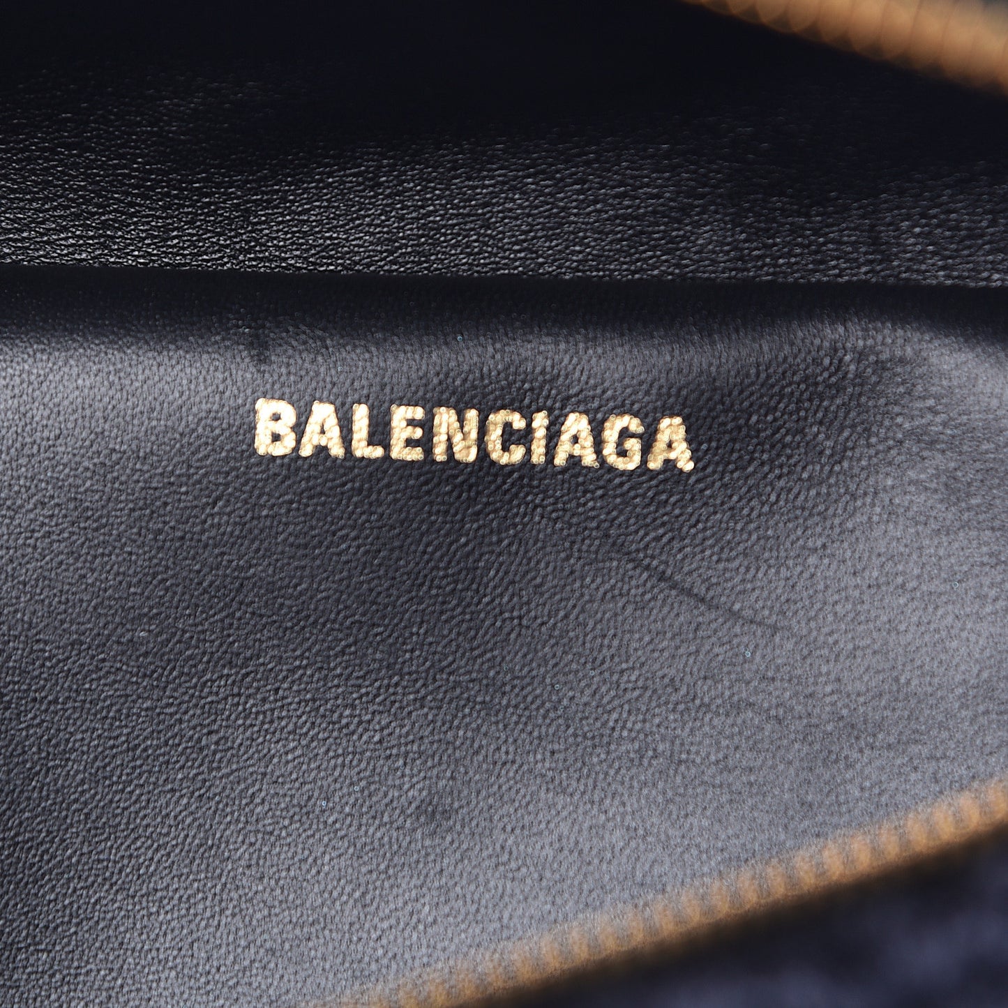Crushed Velvet Logo Embossed XXS Souvenir Belt Bag Black