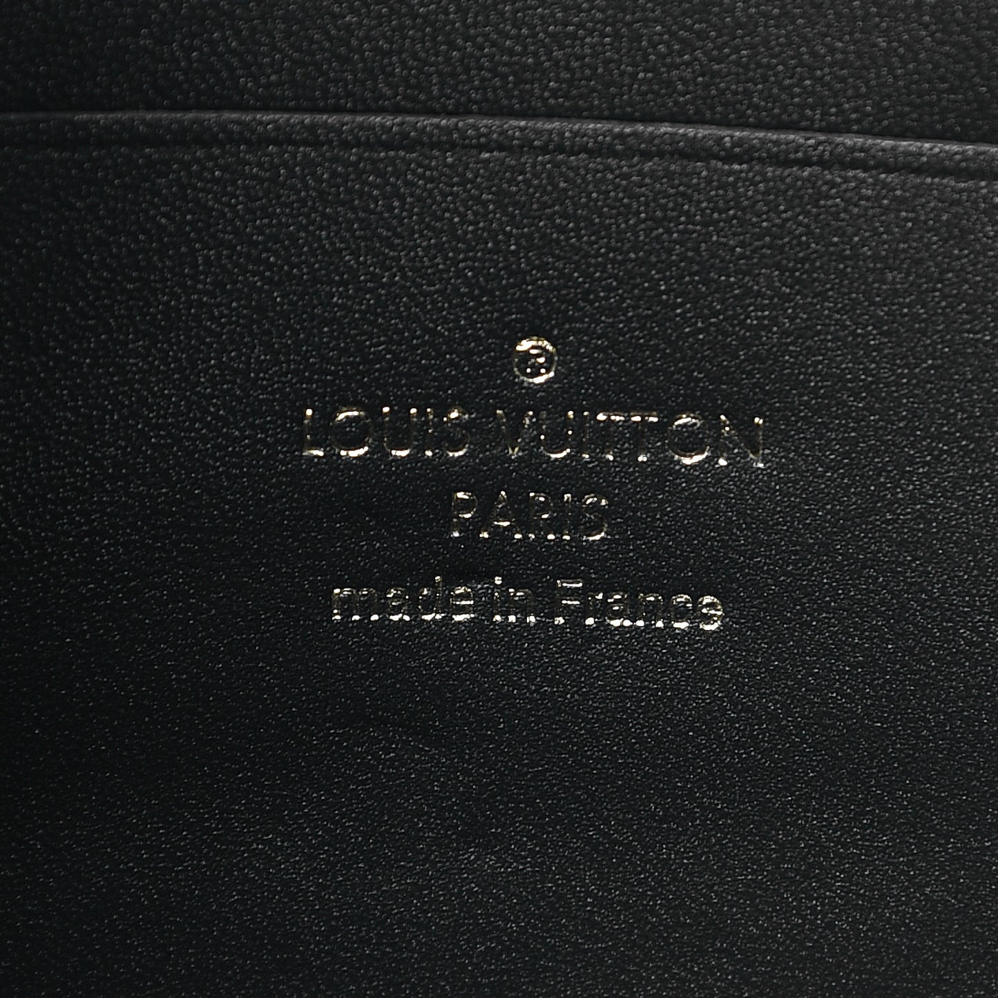 Reverse Monogram Dauphine Chain Wallet