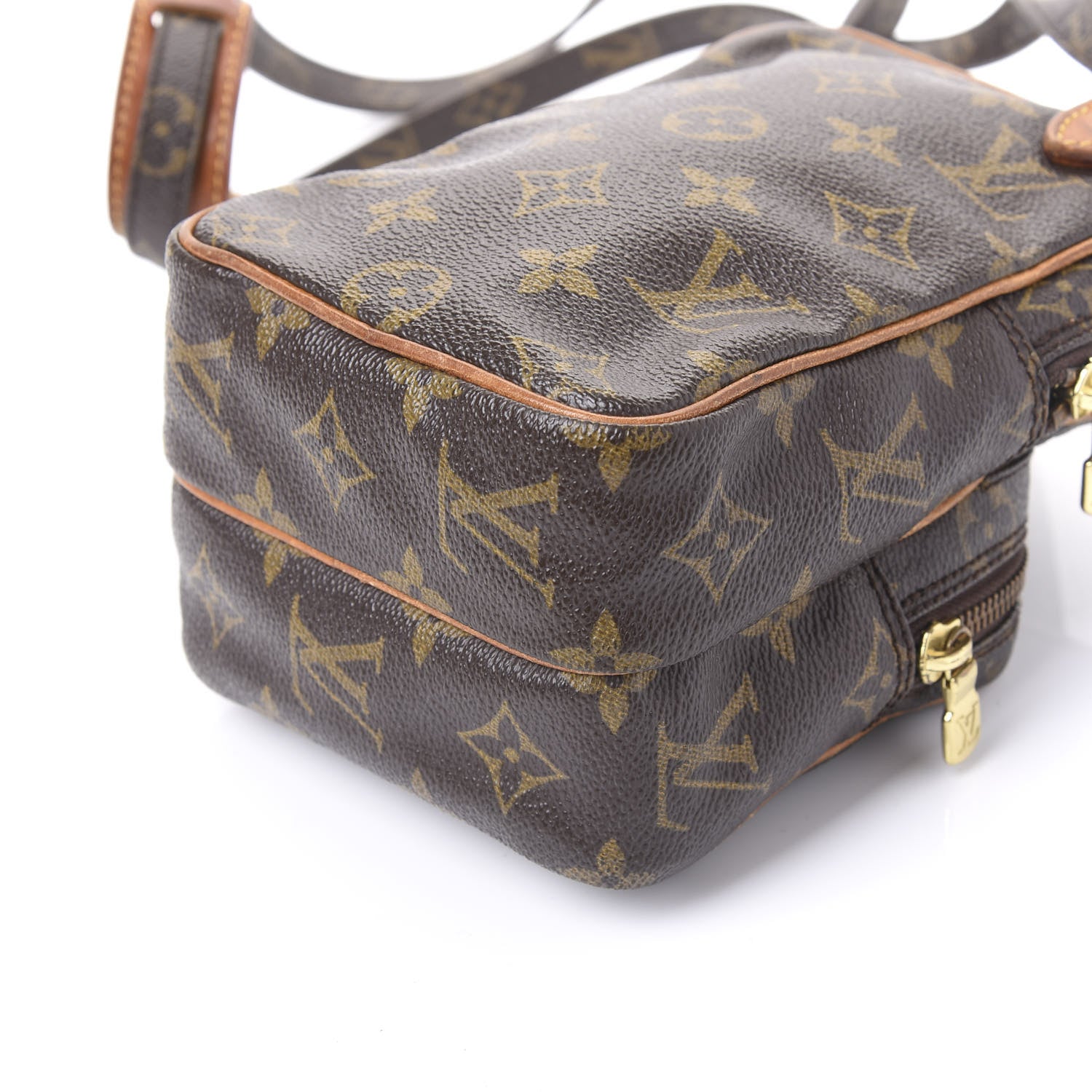 Louis Vuitton Monogram Amazone PM 8 of 8