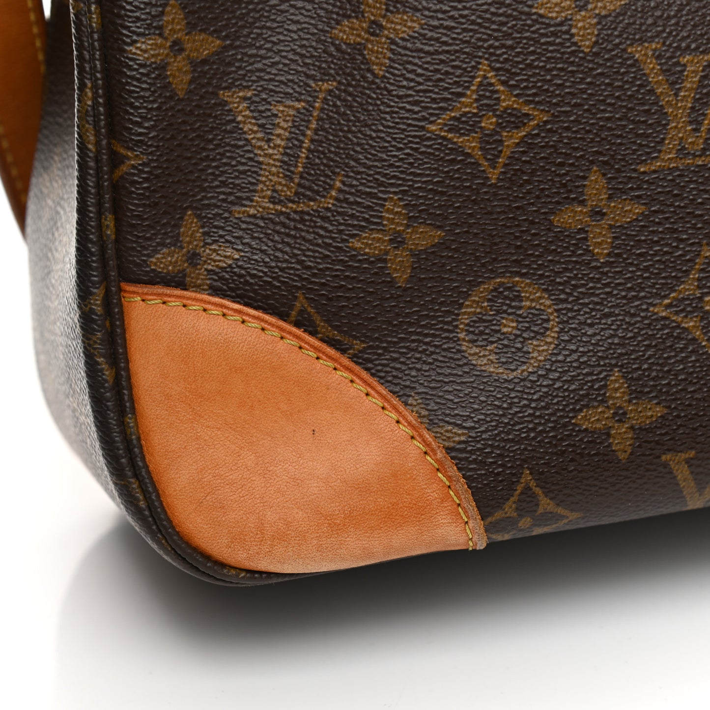 Monogram Boulogne 30
