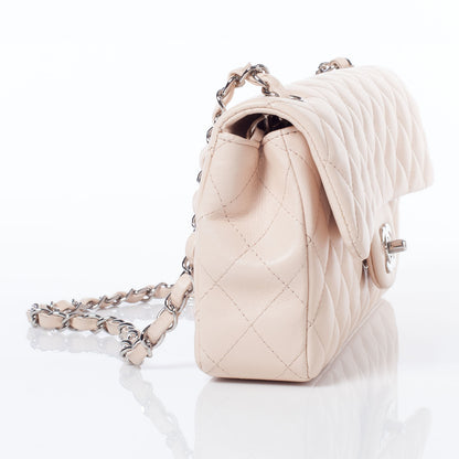 Chanel Lambskin East West Flap Beige Clair 3 of 11