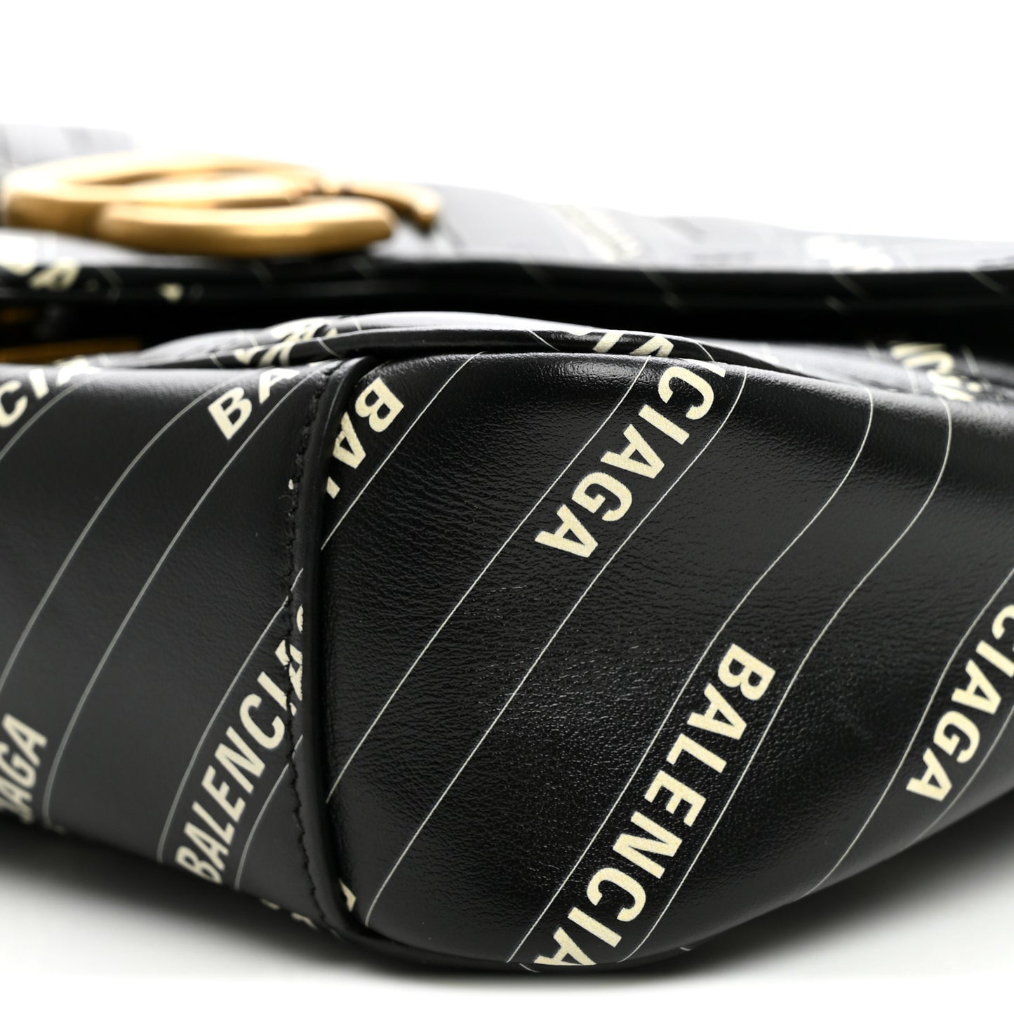 X BALENCIAGA Calfskin Matelasse Logo Print Small GG Marmont Shoulder Bag Black