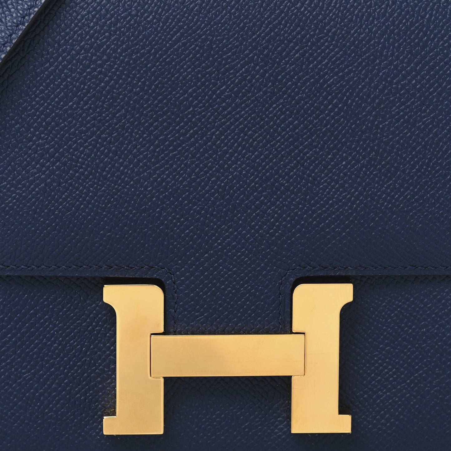 Epsom Constance 18 Bleu Saphir