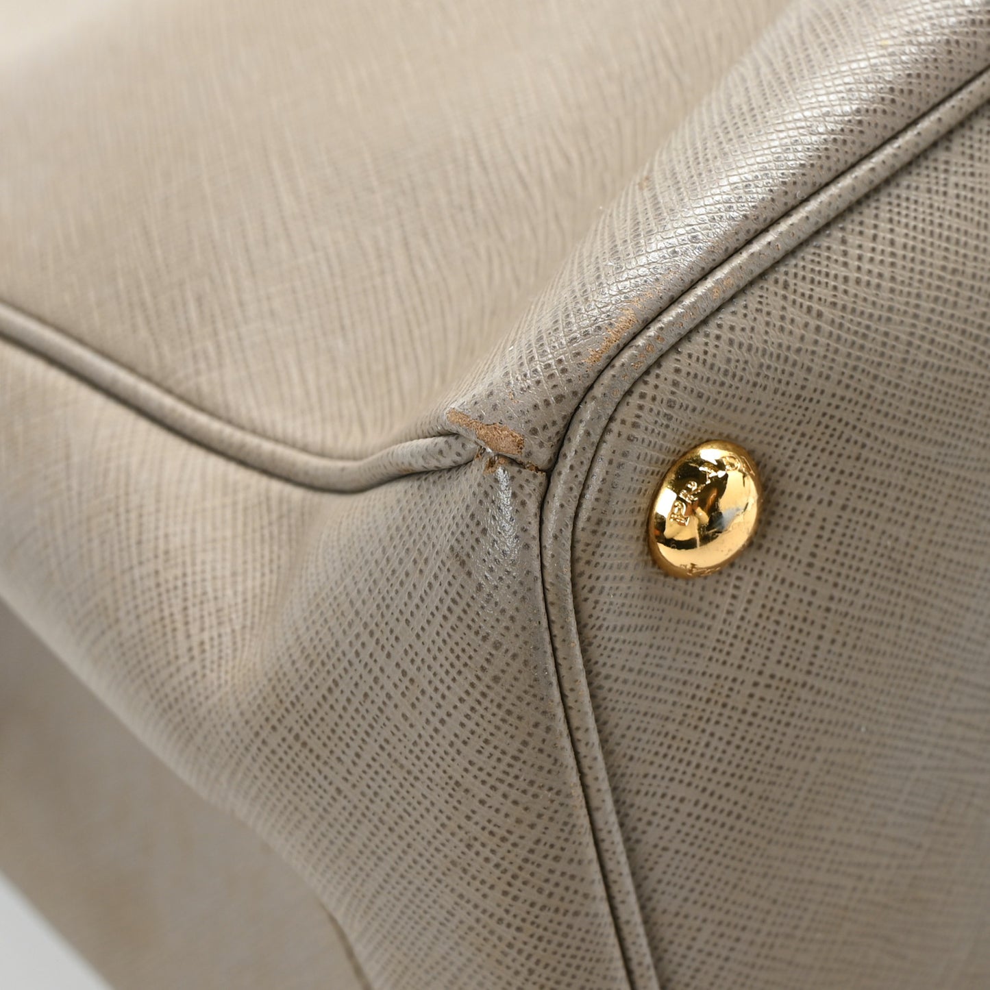 Saffiano Lux Extra Large Galleria Double Zip Tote Argilla