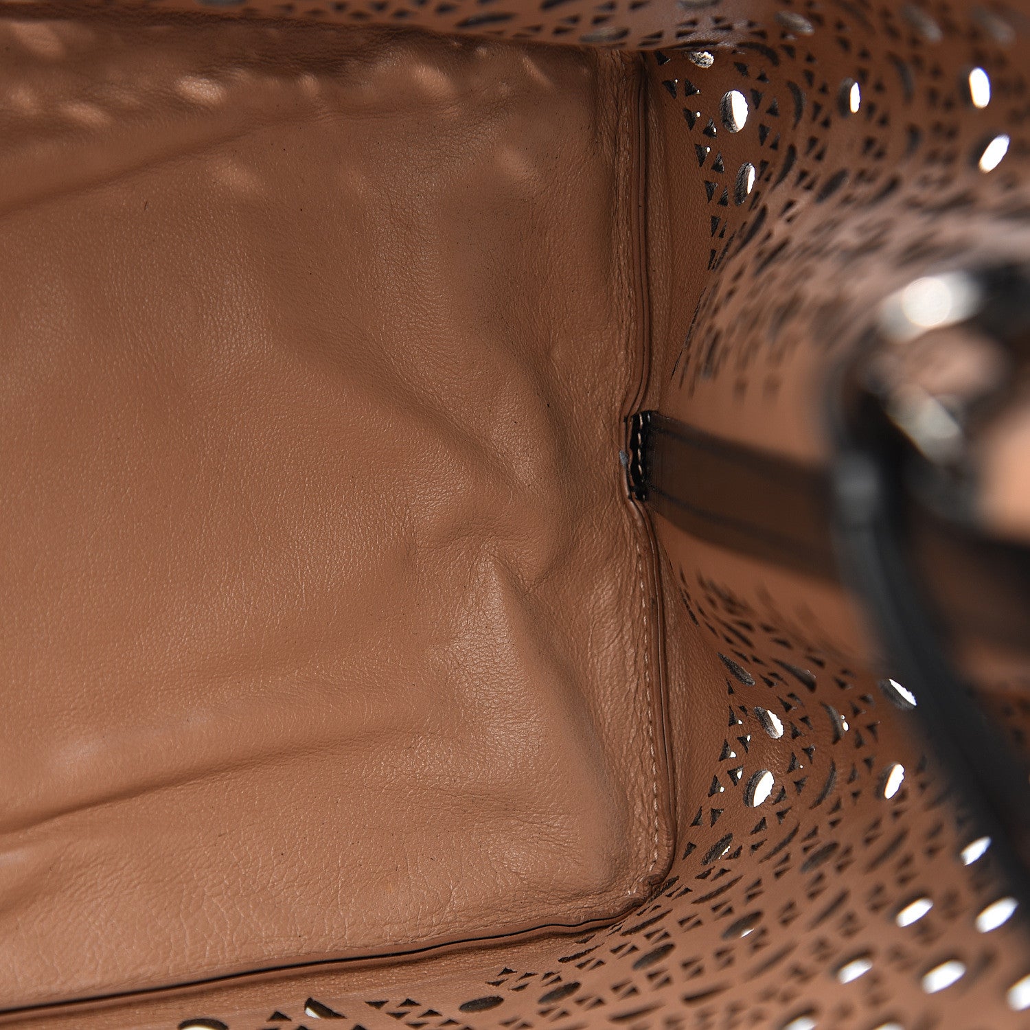 Alaia Lux Calfskin Vienne Wave 32 Bag Black 9 of 13