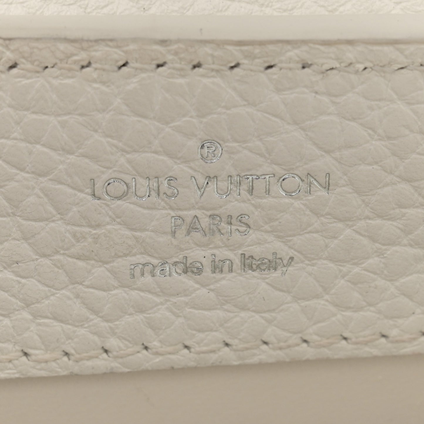 Taurillon Mini Capucines Monochrome White