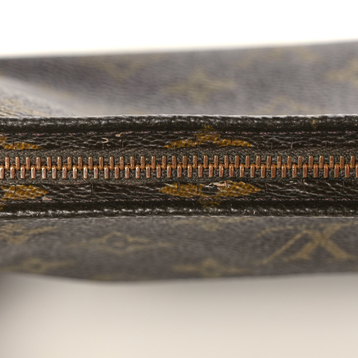 Louis Vuitton Monogram Toiletry Pouch 19 17 of 17