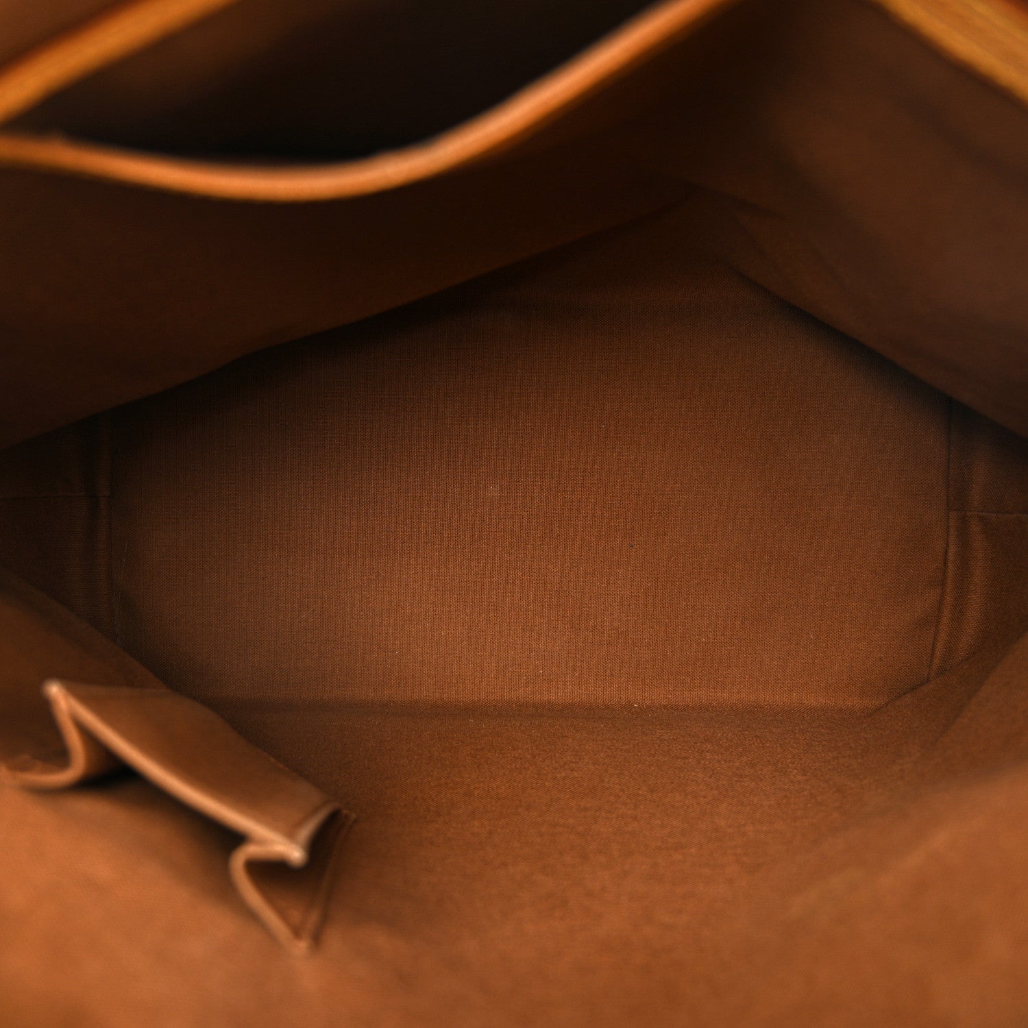 Louis Vuitton Monogram Cabas Mezzo 5 of 9