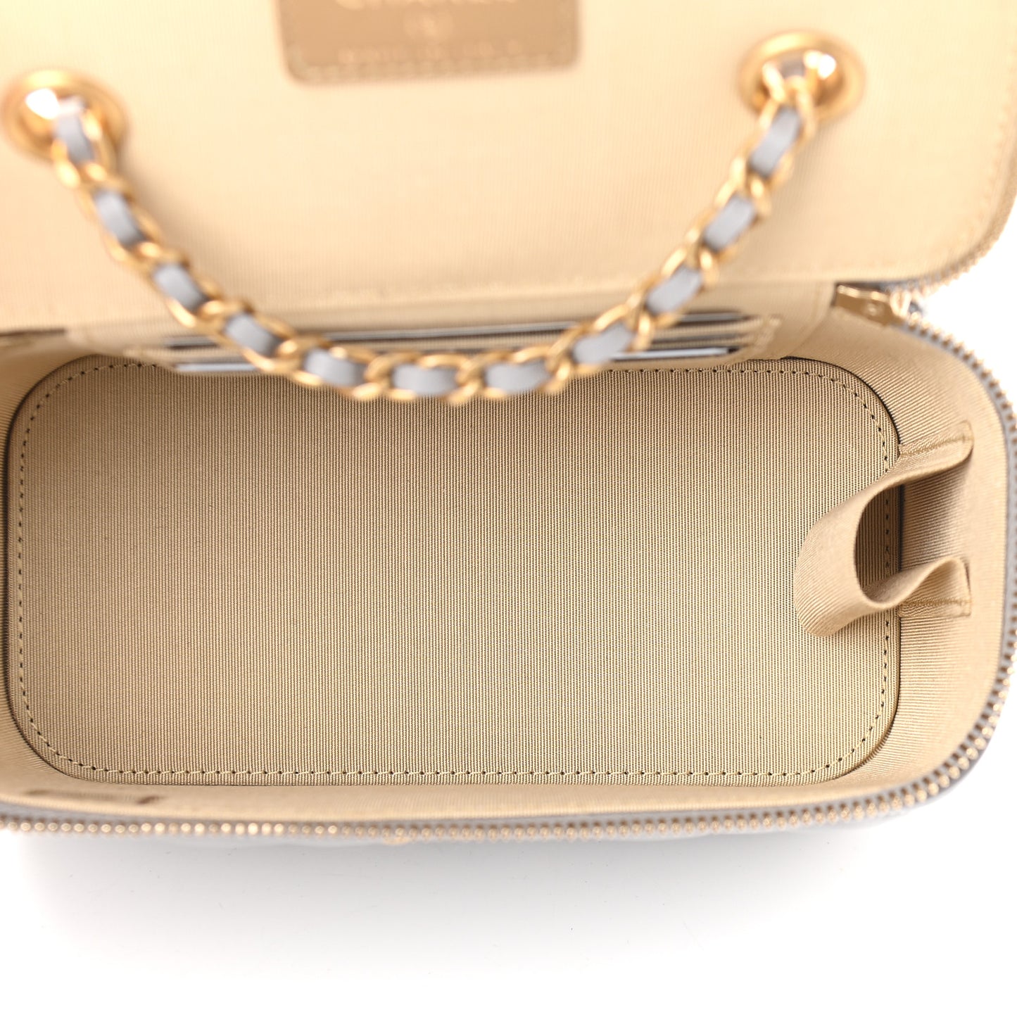 Lambskin Quilted Small Pearl Crush Vanity Case With Chain Grey