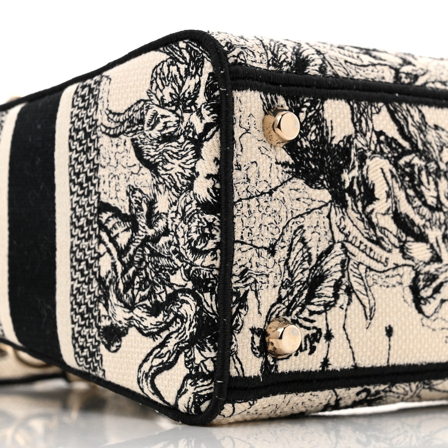 Christian Dior Canvas Embroidered Zodiac Toile De Jouy Medium Lady D-Lite Latte 9 of 15