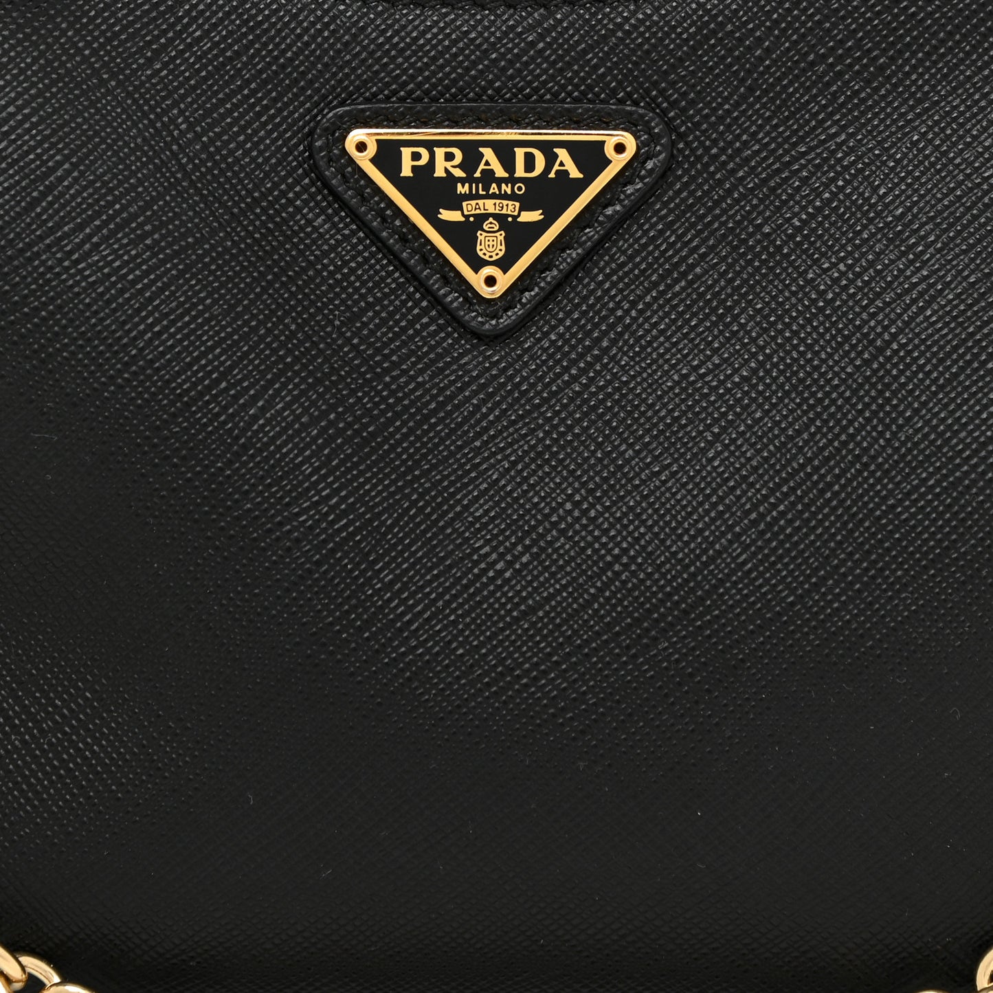 Saffiano Lux Re-Edition 2005 Shoulder Bag Black