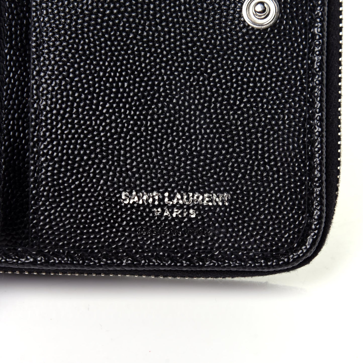 Grain De Poudre Matelasse Chevron Monogram Compact Zip Around Wallet Black