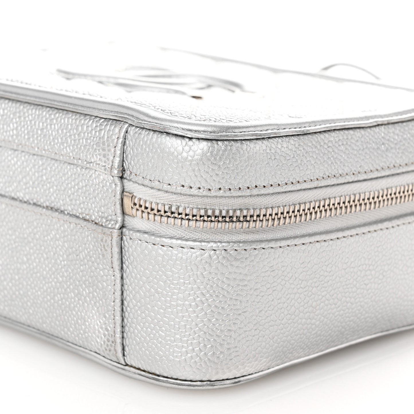 Metallic Caviar Quilted Medium CC Filigree Vanity Case Silver