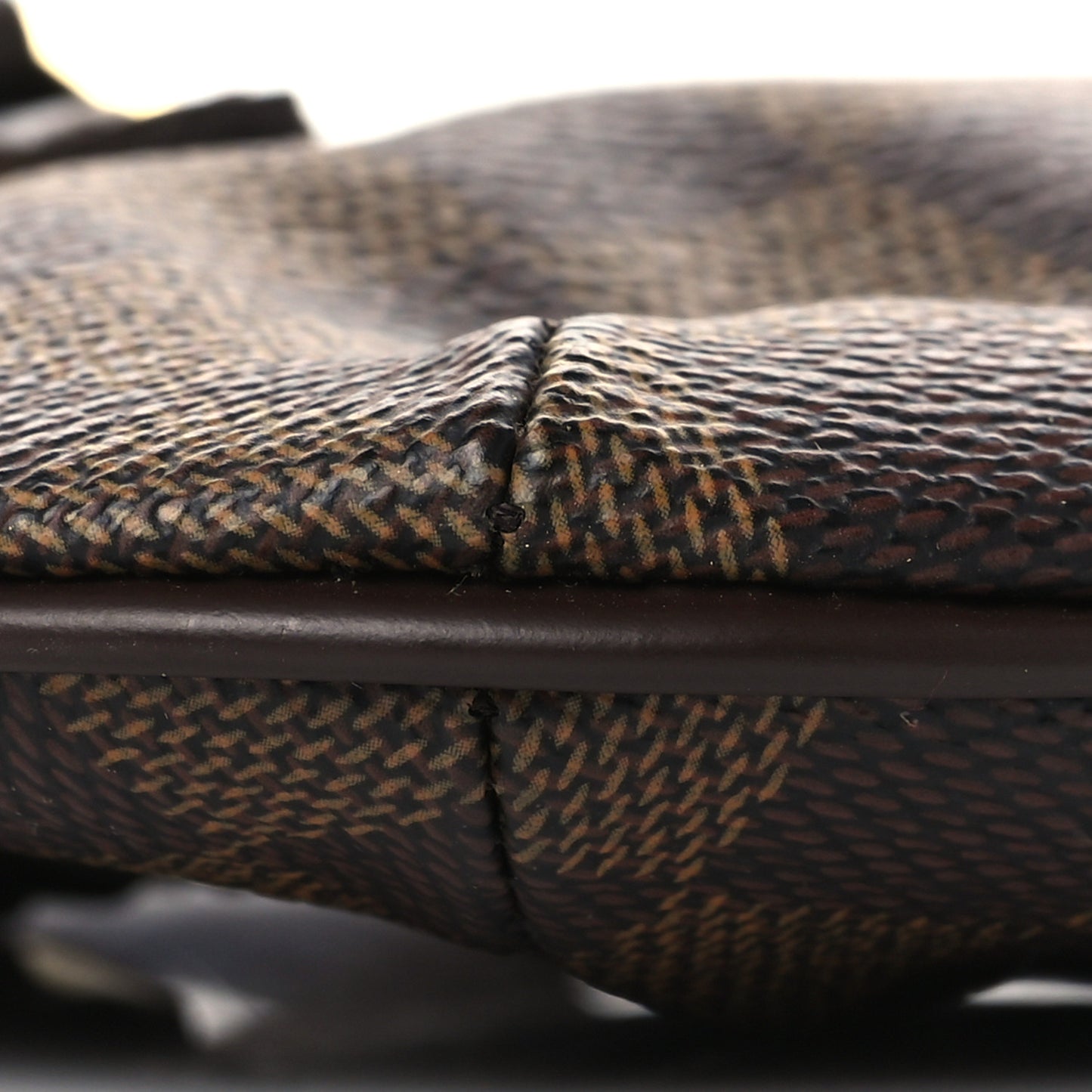 Damier Ebene Manosque GM Pochette