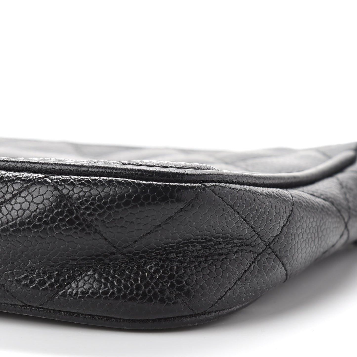Caviar Quilted Timeless CC Shoulder Bag Black