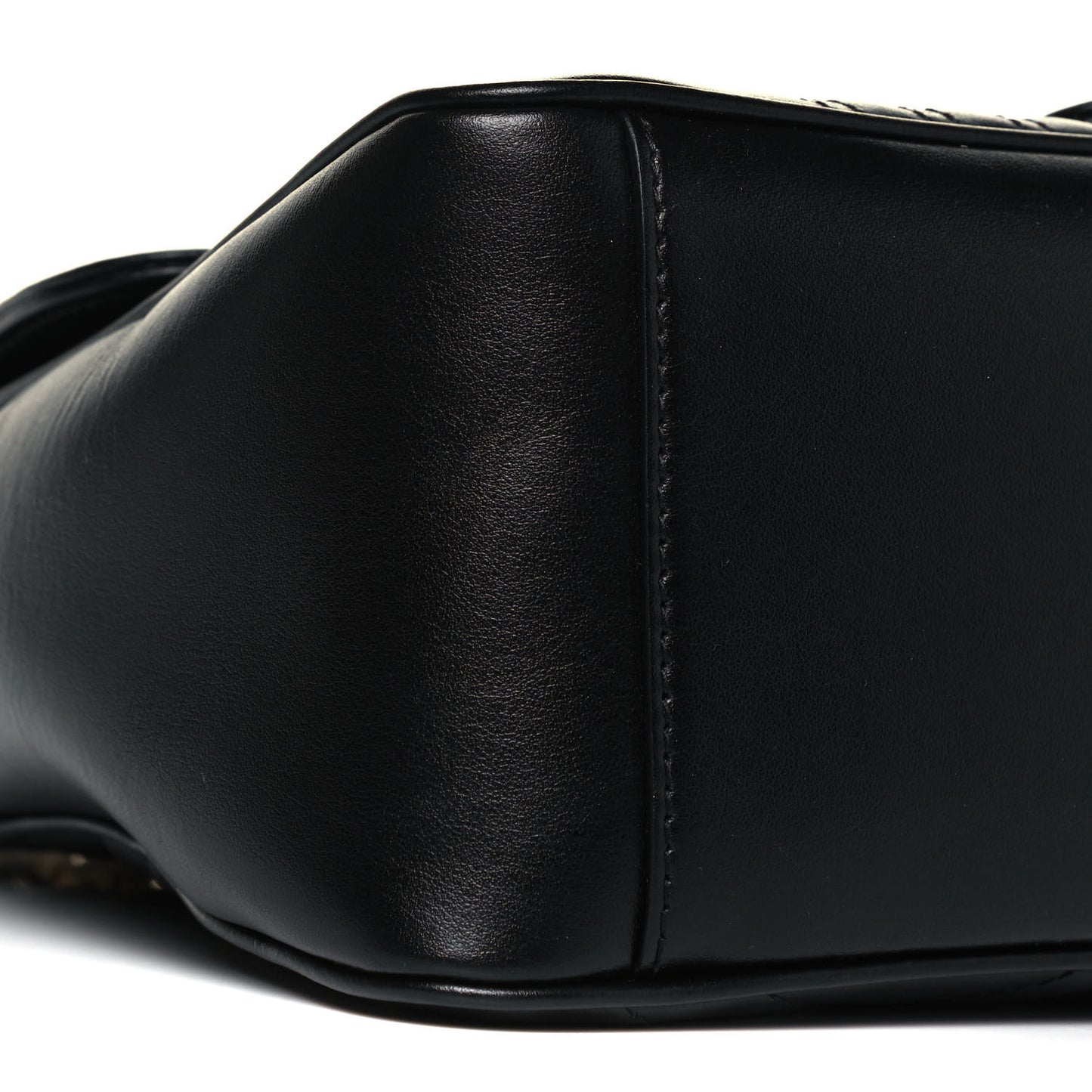 Calfskin Matelasse Small GG Marmont Top Handle Shoulder Bag Black