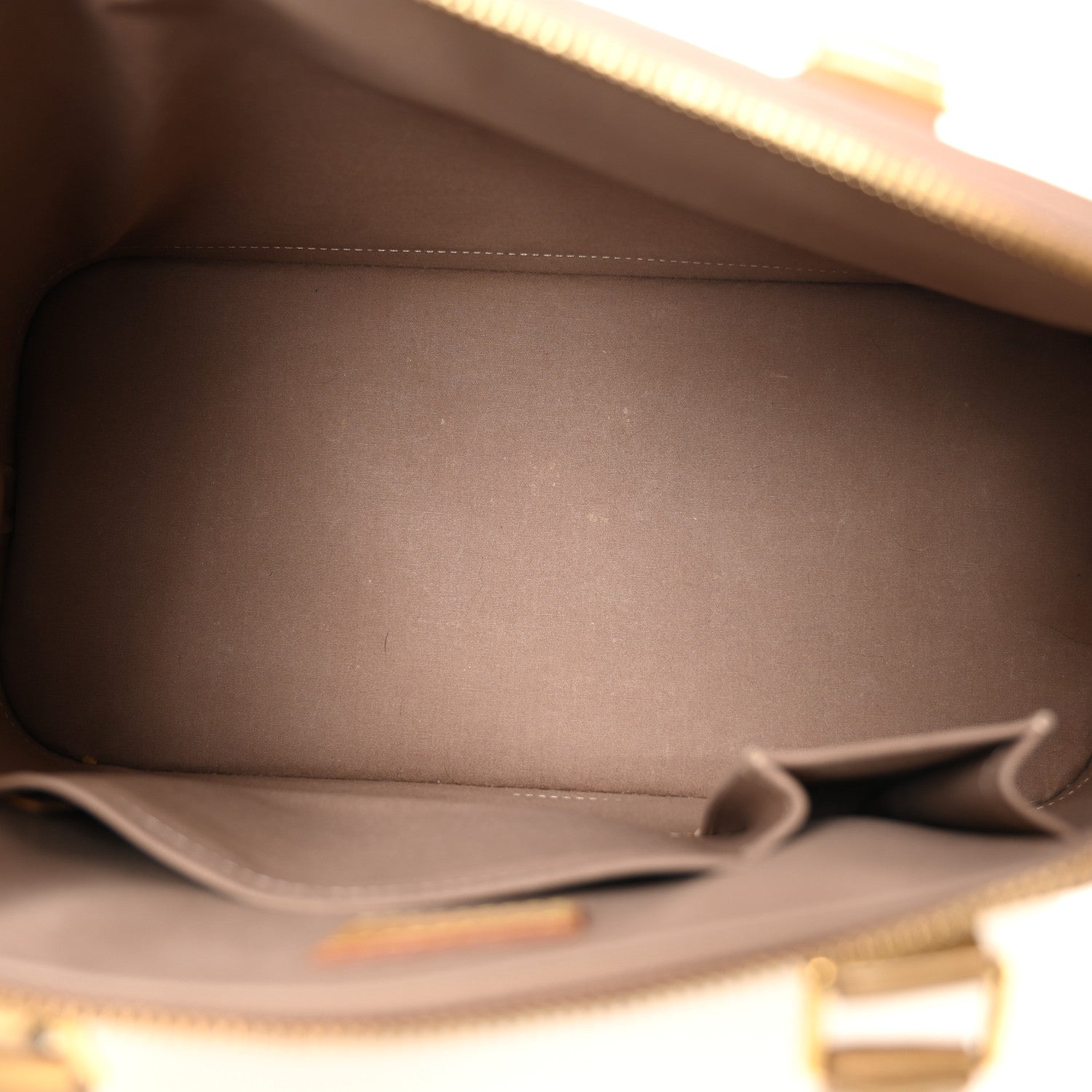 Louis Vuitton Vernis Alma GM Beige Poudre 5 of 15