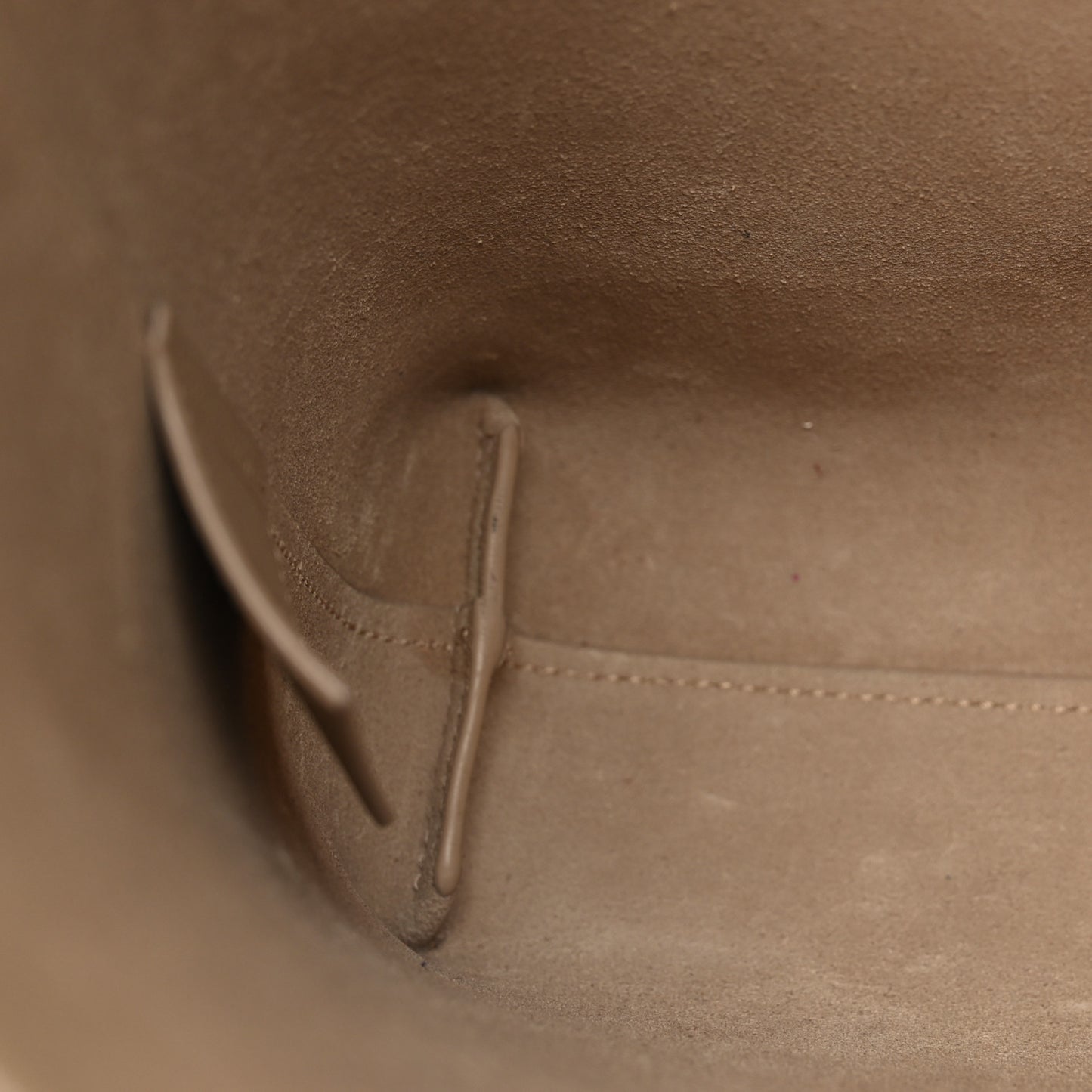 Calfskin Toy Shopping Tote Nude Powder