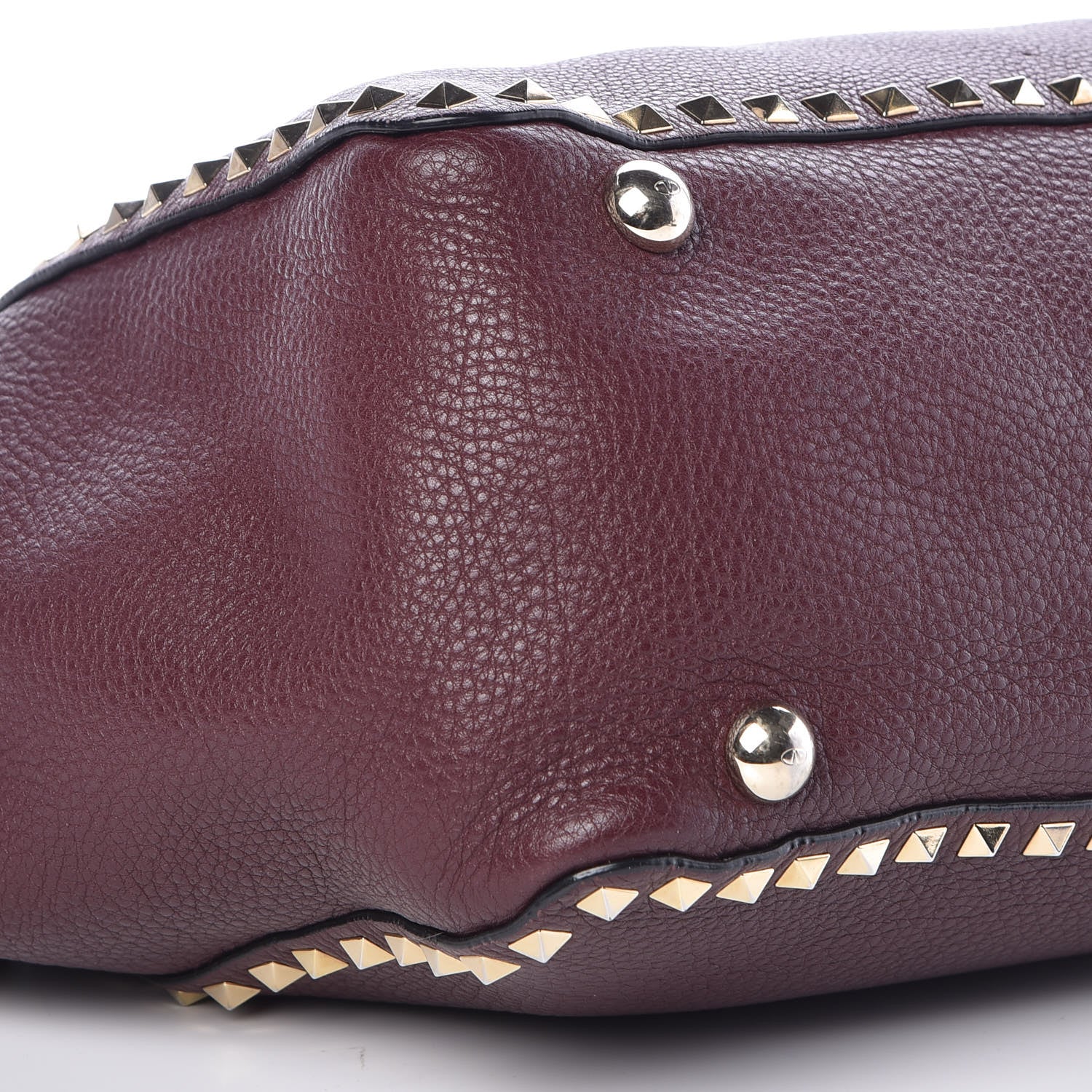 Valentino Garavani Pebbled Calfskin Medium Rockstud Tote Rubin 8 of 9