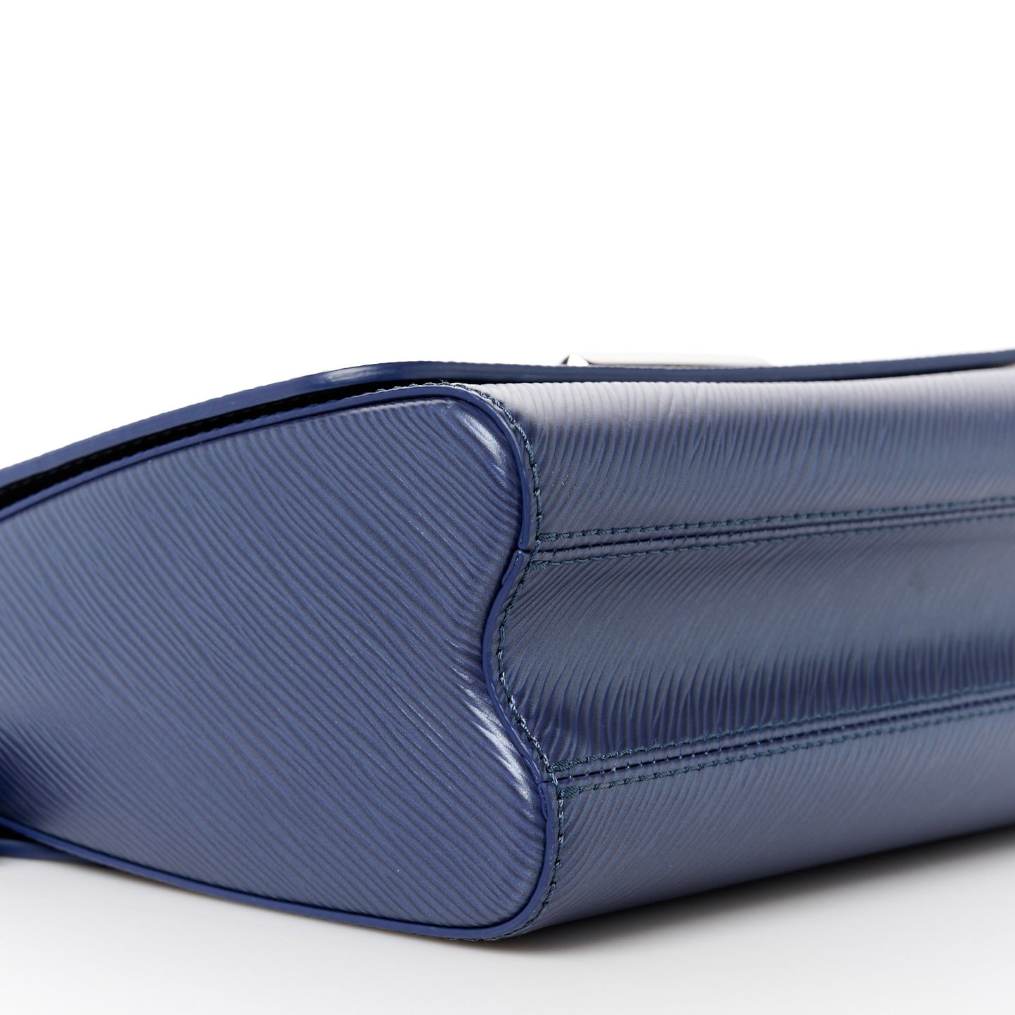 Epi Twist Shoulder Bag MM Indigo