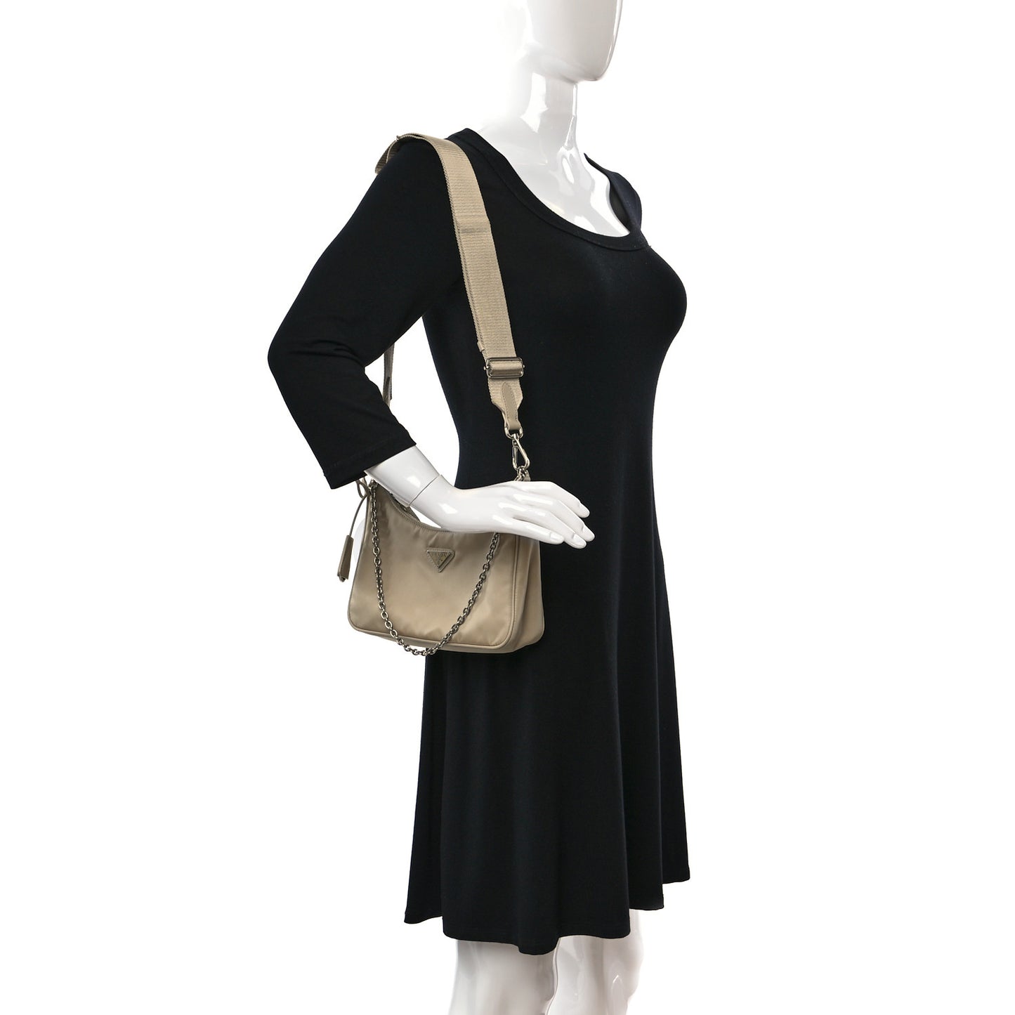 Re-Nylon Saffiano Re-Edition 2005 Shoulder Bag Deserto