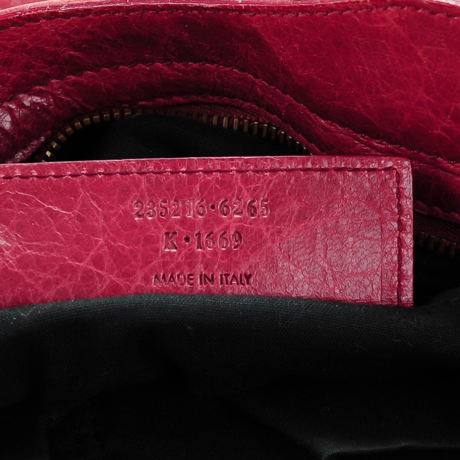 Balenciaga Agneau Classic Hardware Velo Cassis 7 of 7