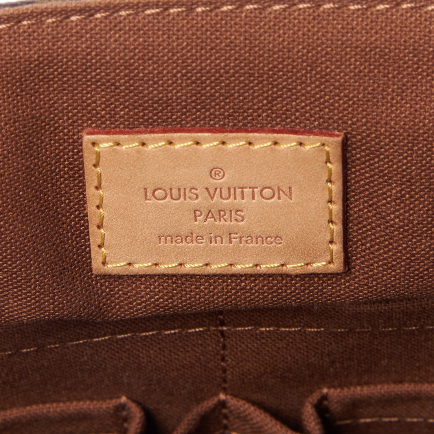 Louis Vuitton Monogram Beaubourg MM Messenger Bag 8 of 8