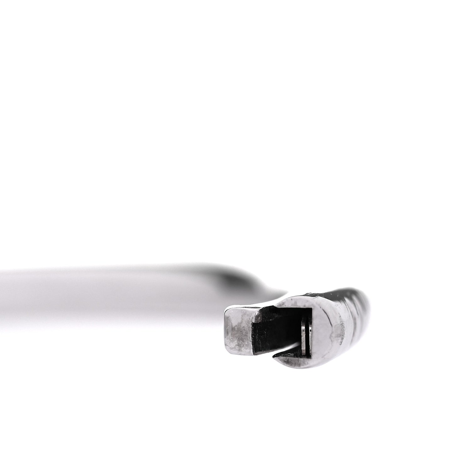 18K White Gold Diamond Juste Un Clou Bracelet 16