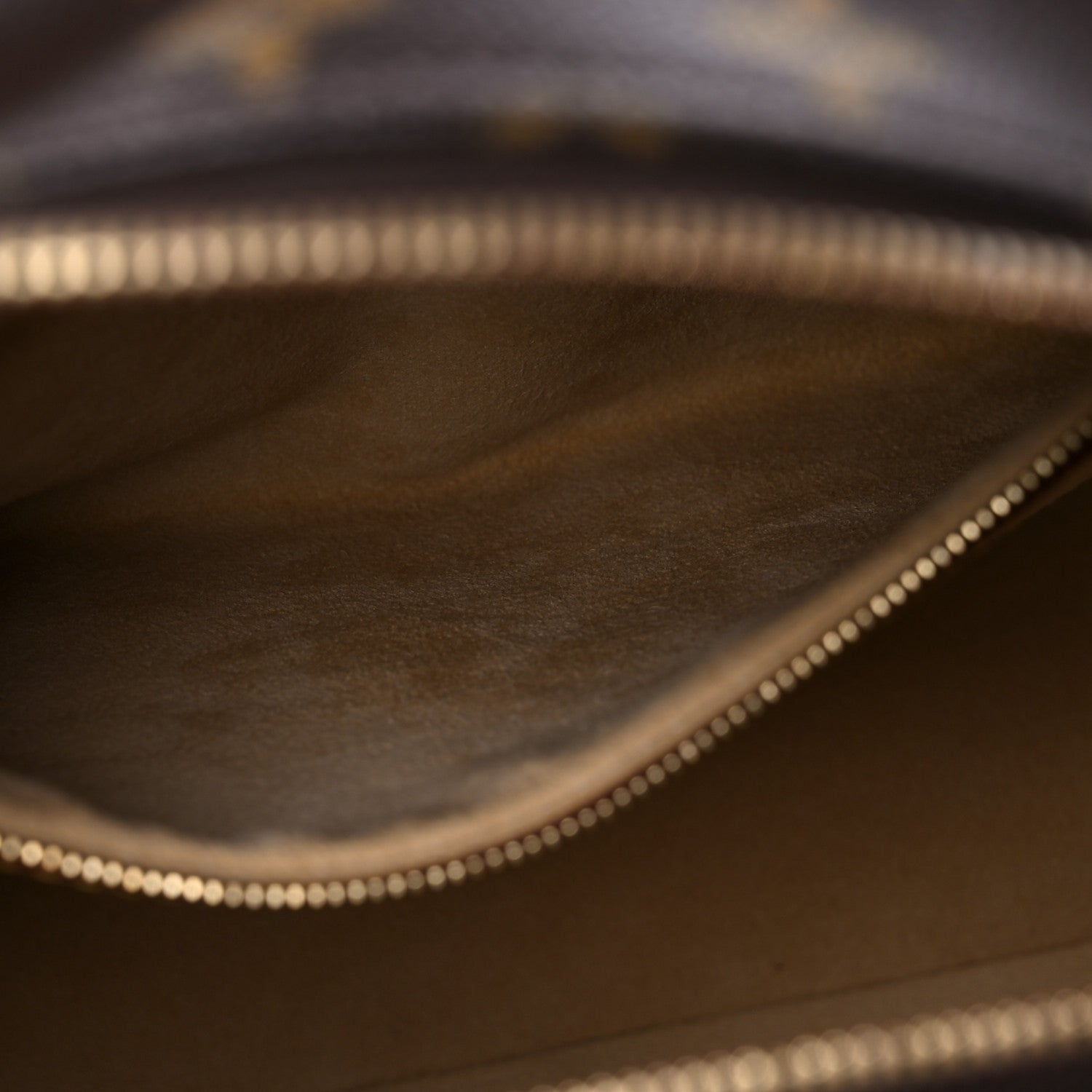 Louis Vuitton Monogram Cite GM 12 of 24