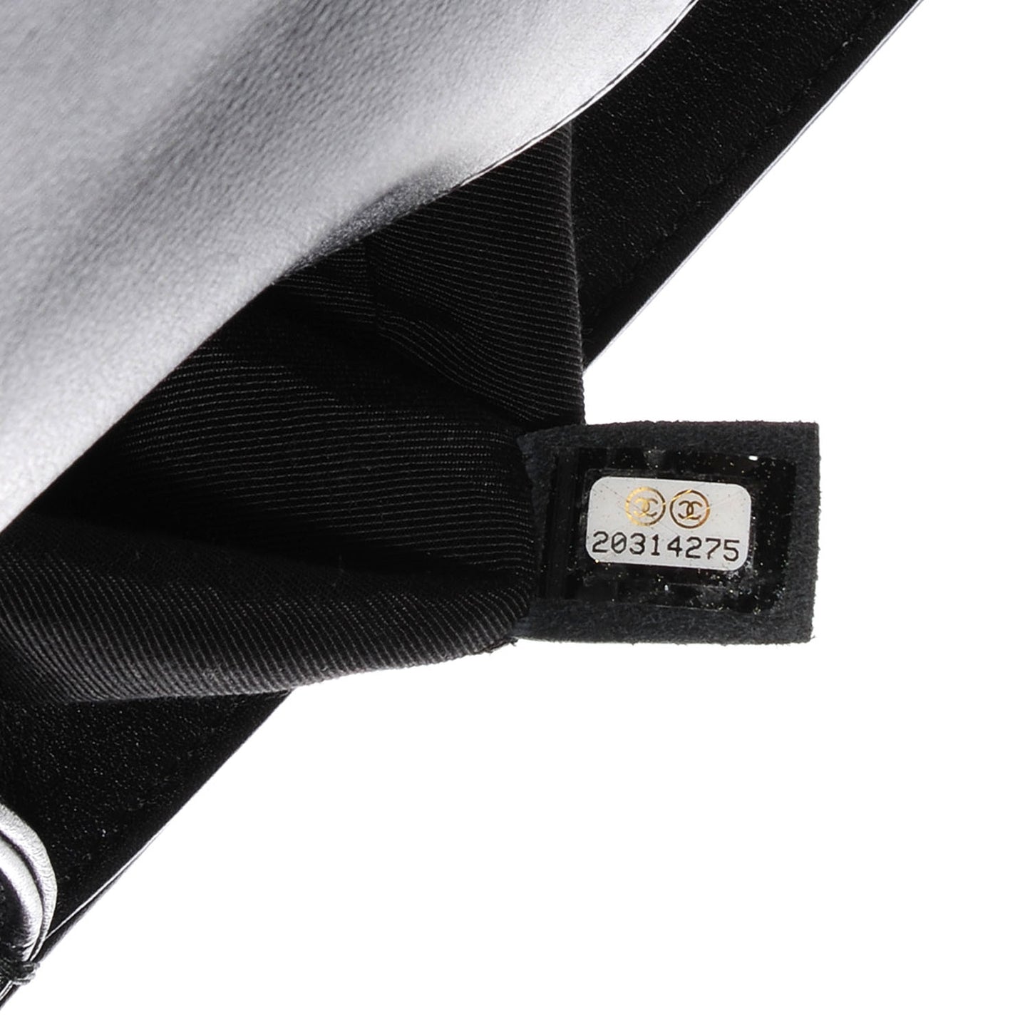 Calfskin Medium Boy Flap Black