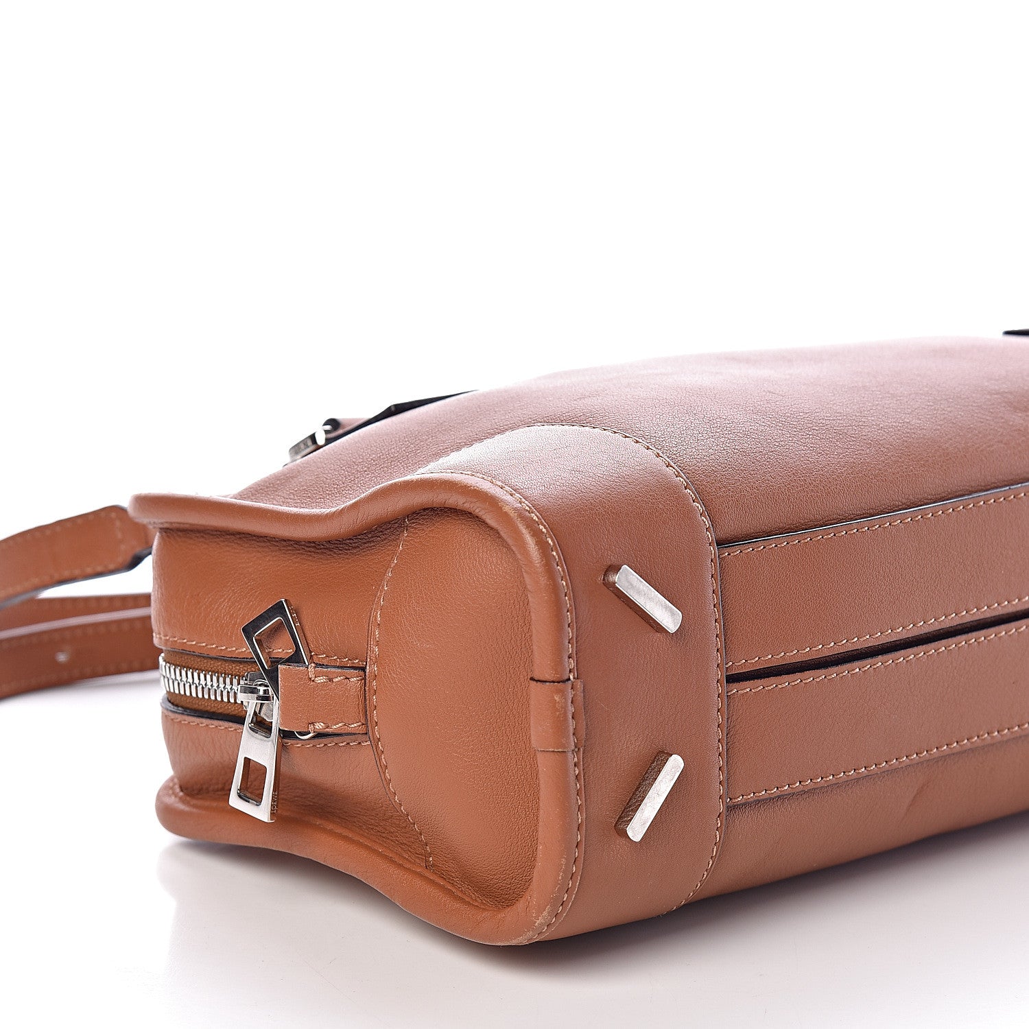 Loewe Calfskin Amazona 23 Tan 7 of 13