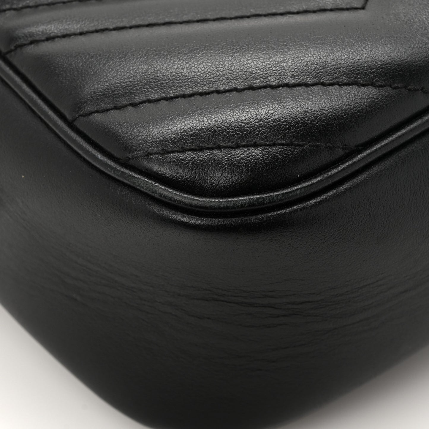 Calfskin Matelasse Small GG Marmont Chain Shoulder Bag Black