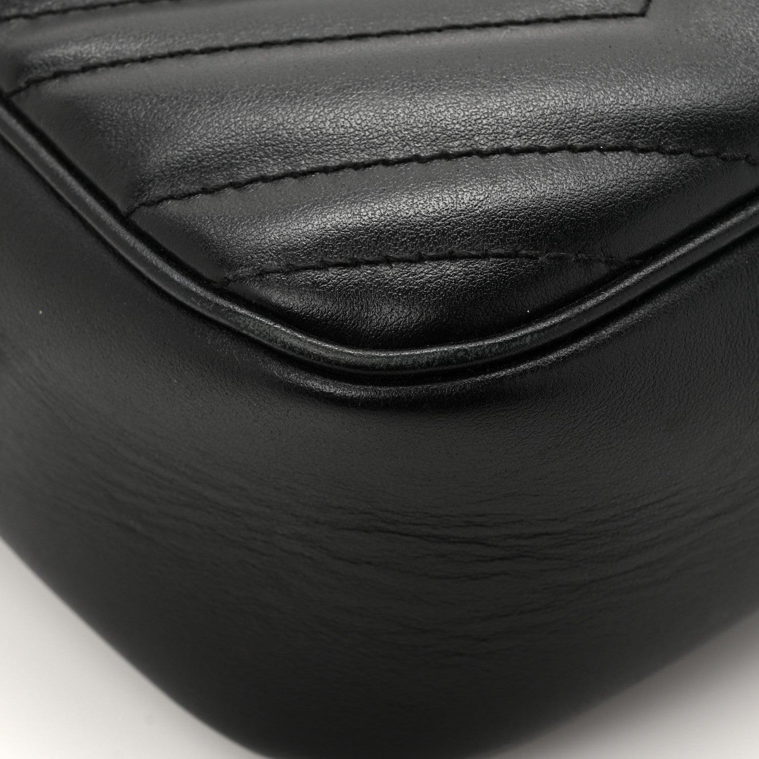 Gucci Calfskin Matelasse Small GG Marmont Chain Shoulder Bag Black 14 of 16