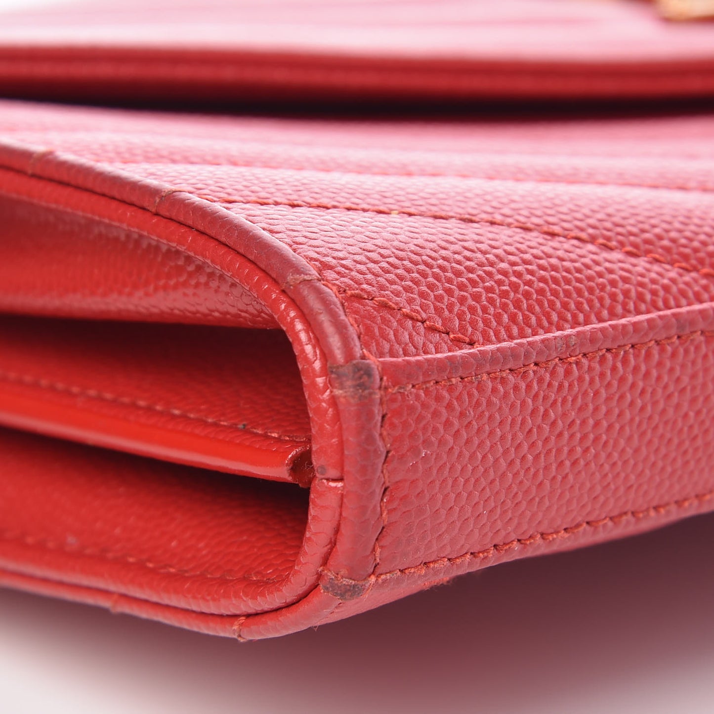 Grain De Poudre Matelasse Chevron Monogram Chain Wallet Red
