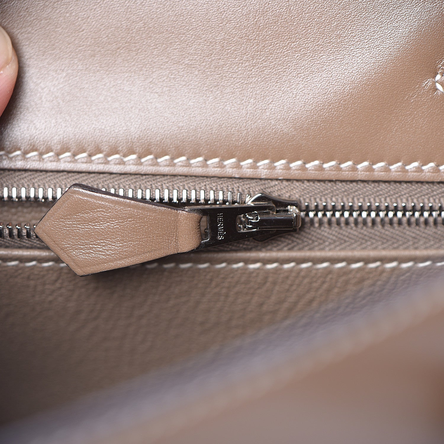 Hermes Tadelakt Kelly Sellier 25 Etoupe 25 of 35