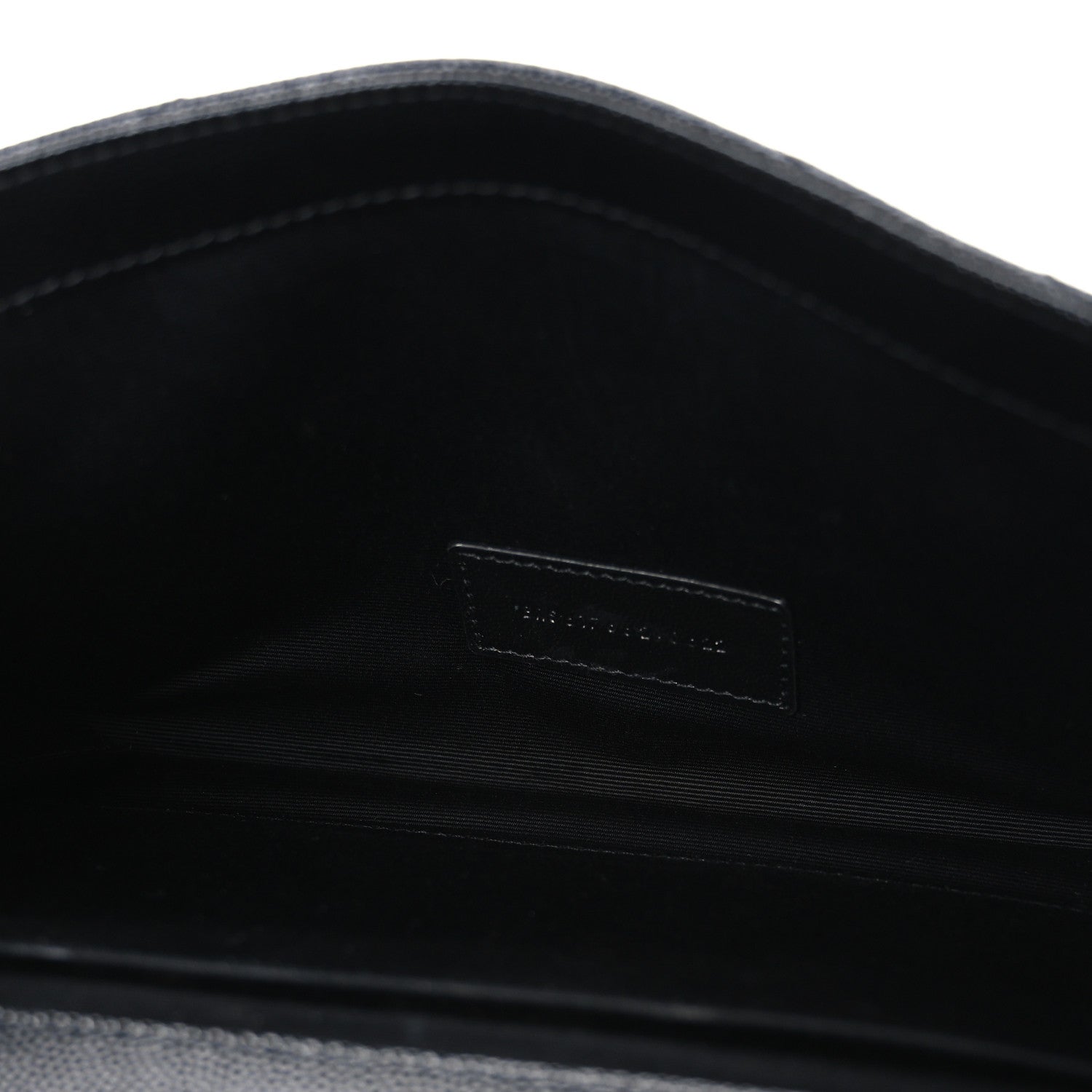 Saint Laurent Grain De Poudre Matelasse Chevron Monogram Monochrome Envelope Clutch Black 5 of 7