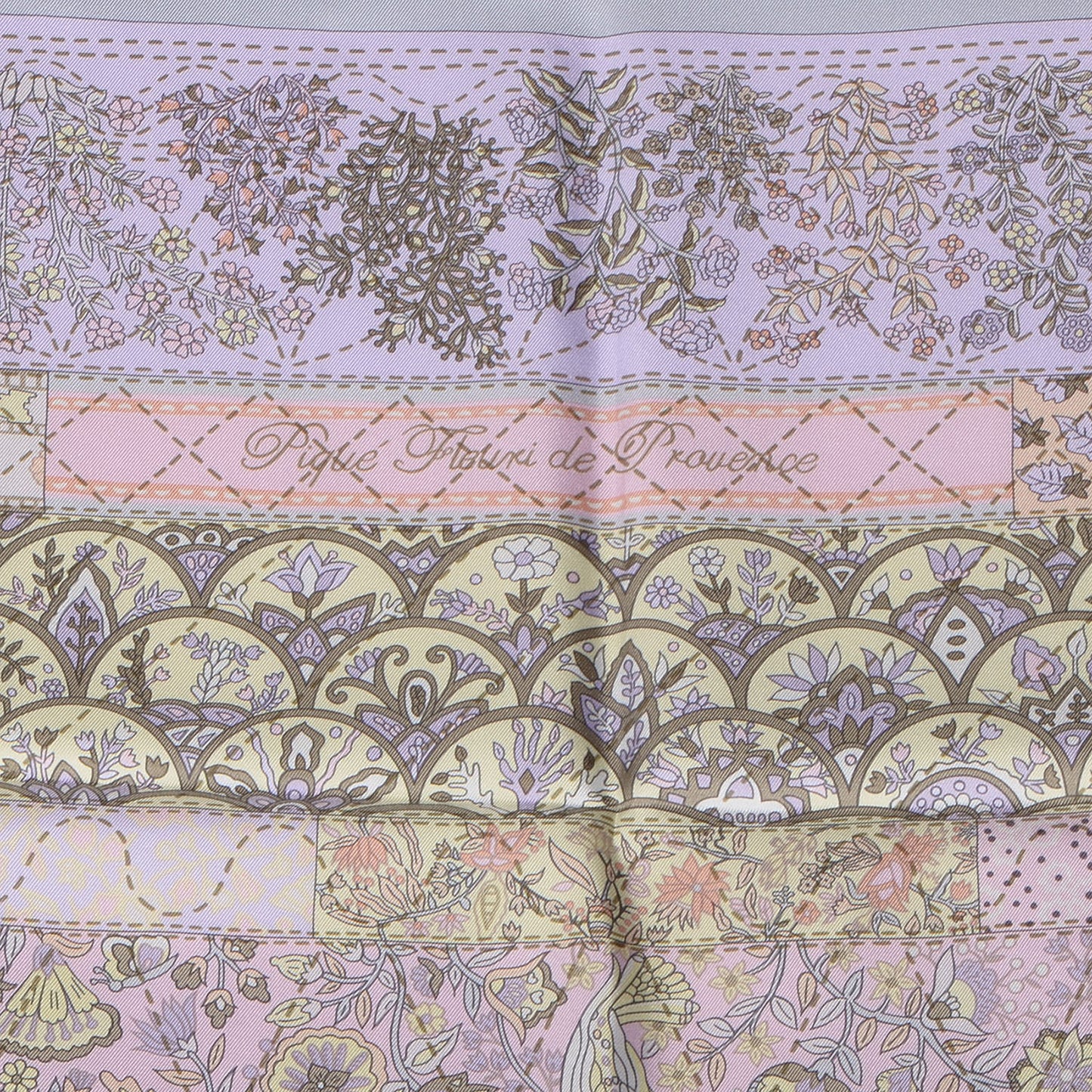 Silk Pique Fleuri de Provence Scarf 90 Gris Perle Rose Poudre