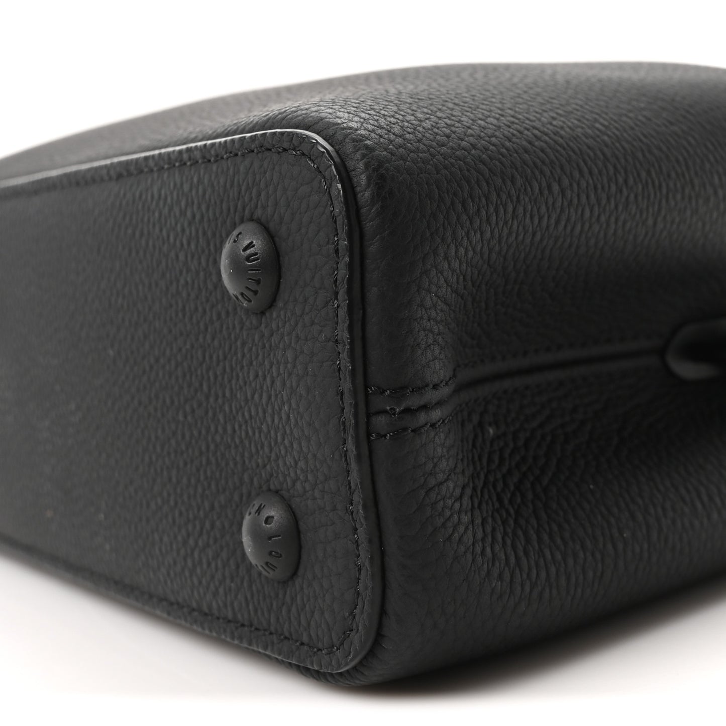 Matte Taurillon Capucines East West Mini All Black