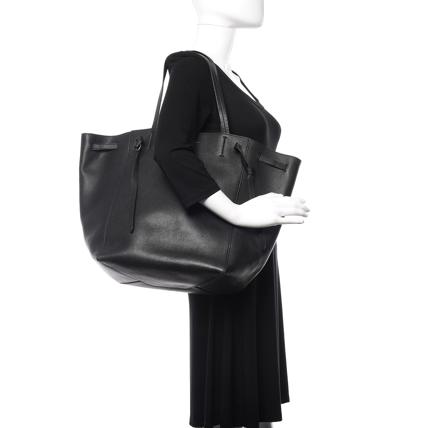 Celine Soft Grained Calfskin Medium Cabas Phantom Black 2 of 15