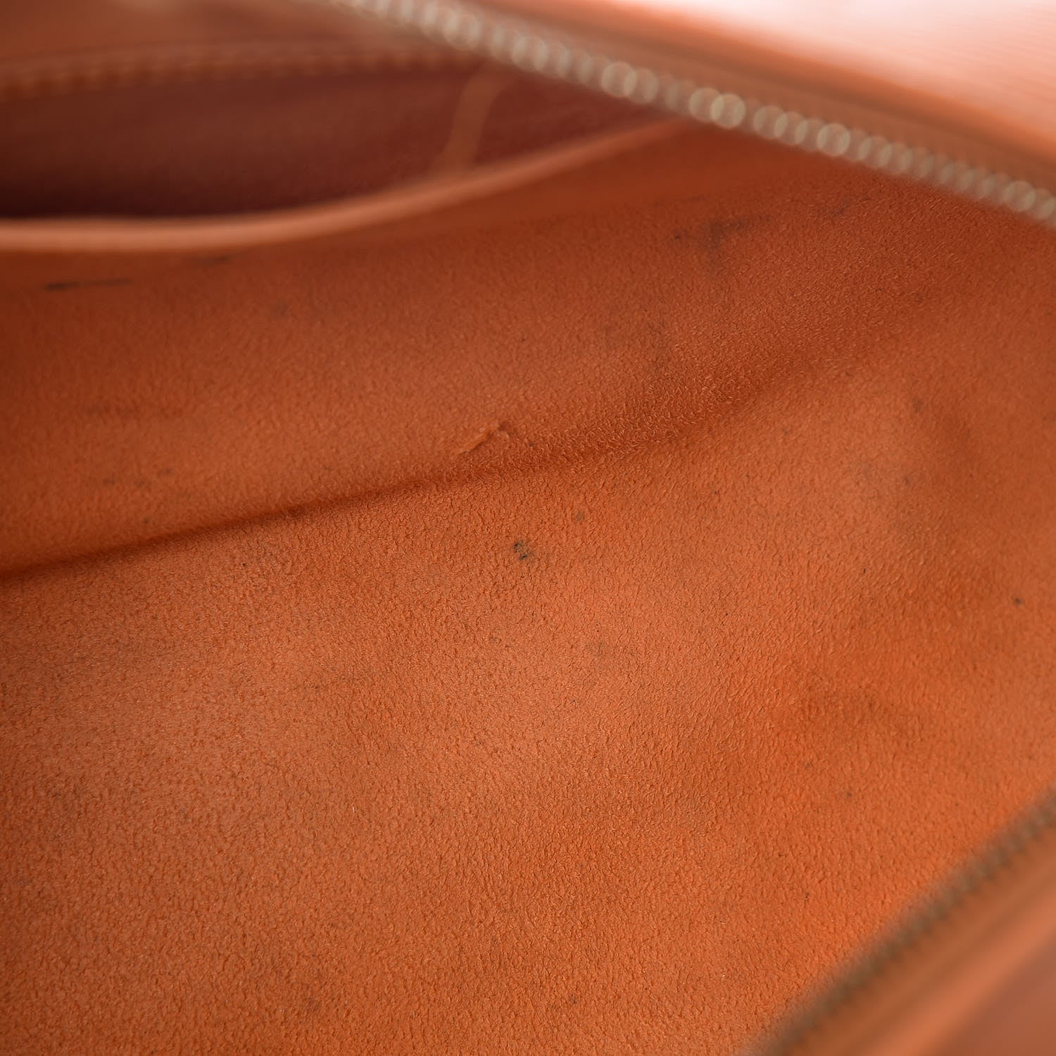 Louis Vuitton Epi Soufflot Mandarin 8 of 17