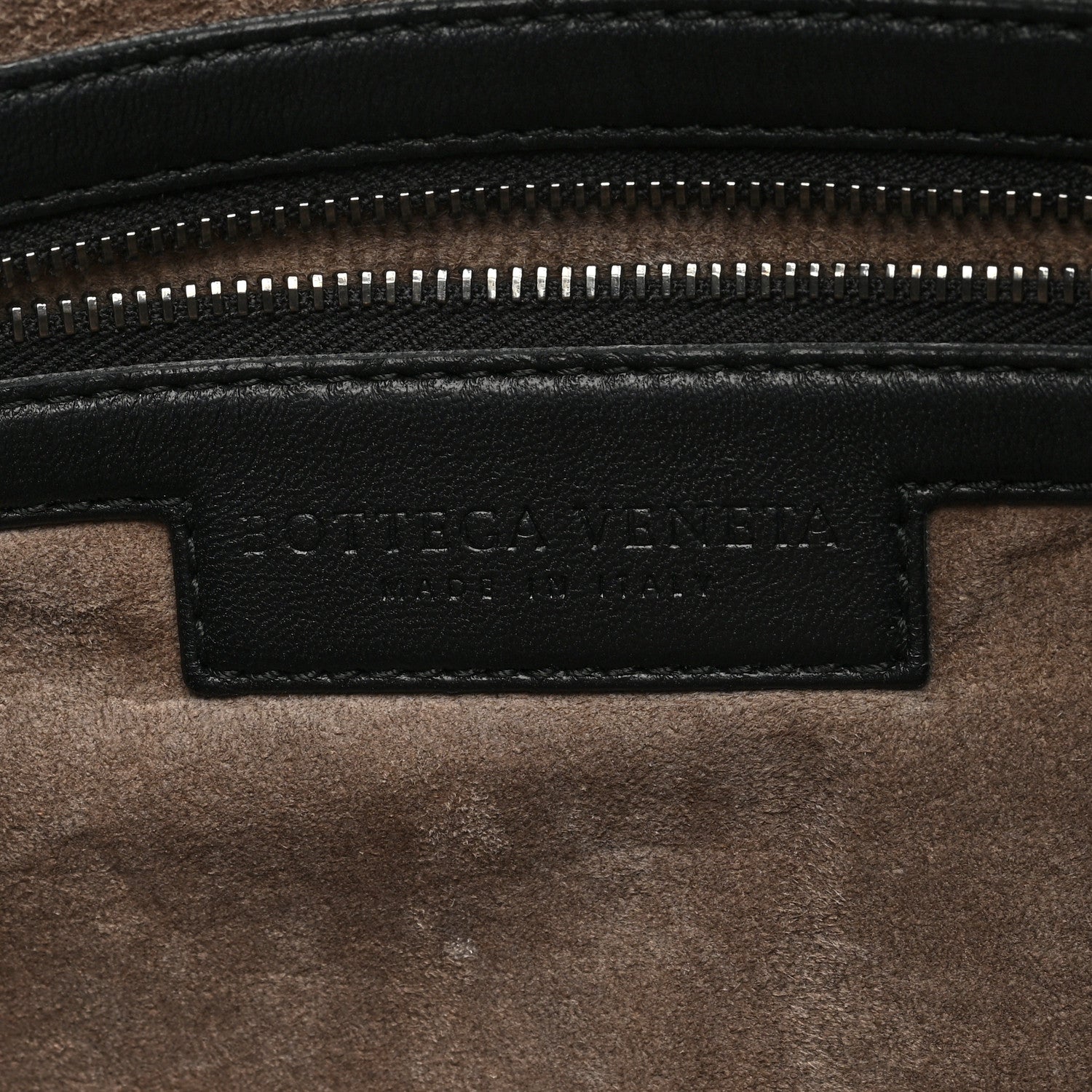 Bottega Veneta Nappa Intrecciato Medium Veneta Hobo Black 6 of 10