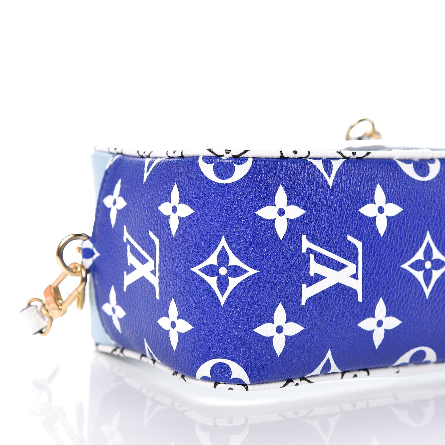 Monogram Giant Hawaii Beach Pouch Blue