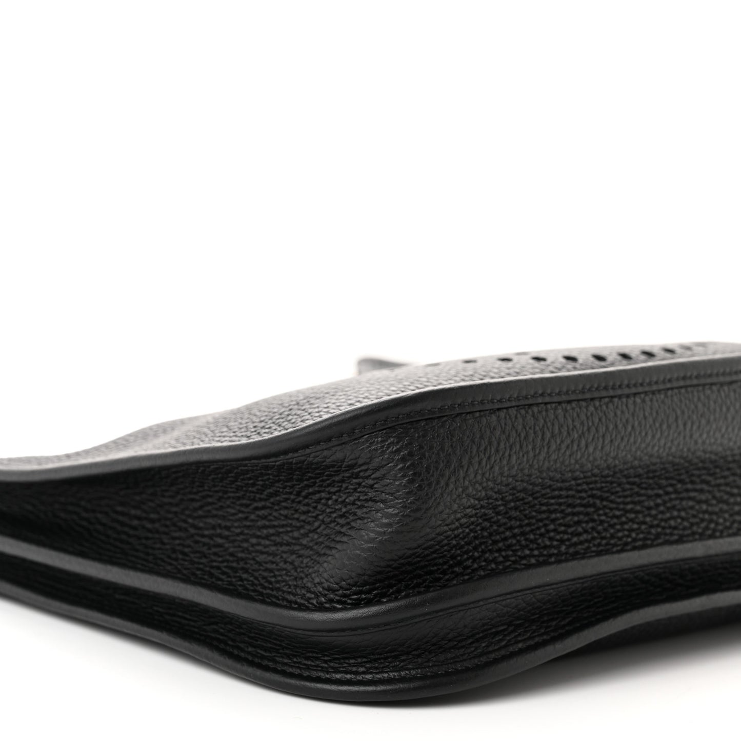 Taurillon Clemence Evelyne III PM Black