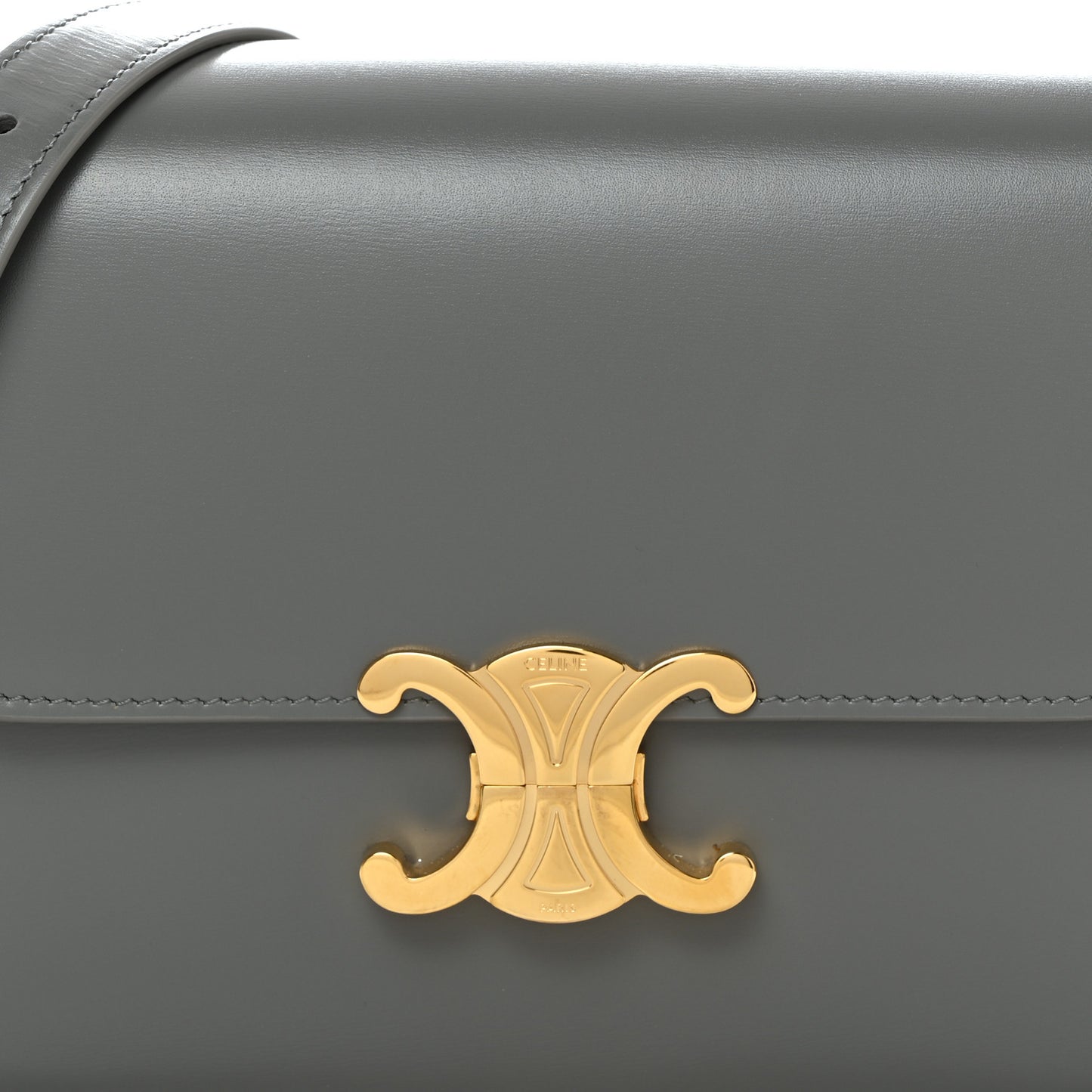 Shiny Calfskin Medium Triomphe Pebble