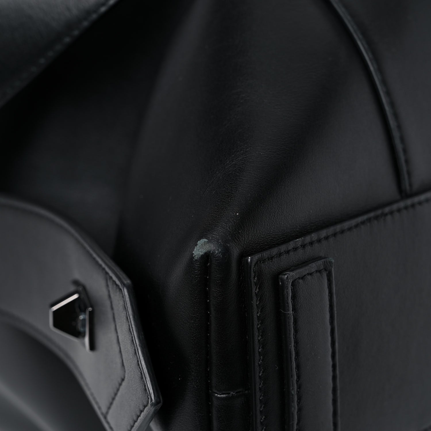 Givenchy Smooth Calfskin Large Soft Antigona Black 9 of 19