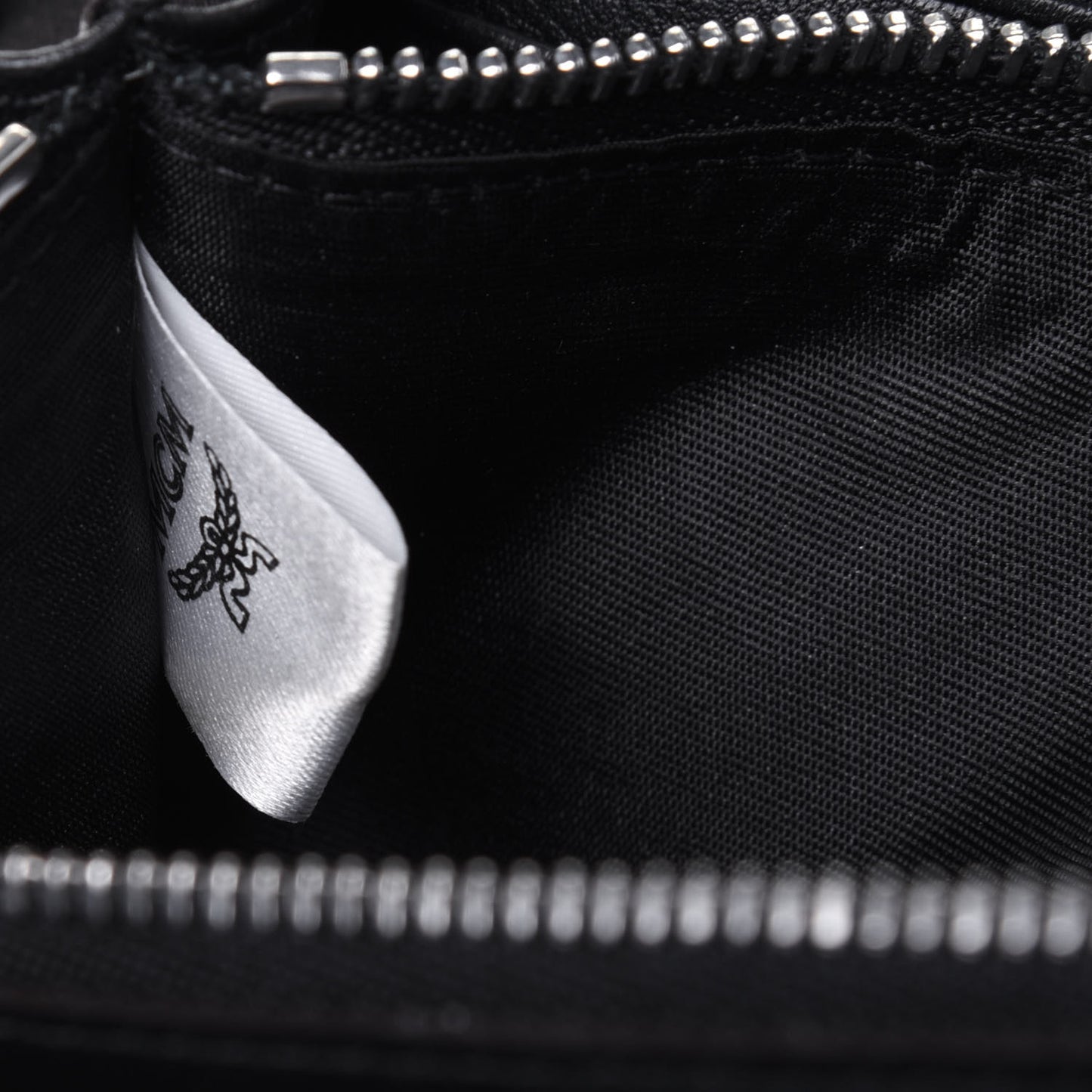 Calfskin Ottomar Large Patricia Wallet On Chain Black