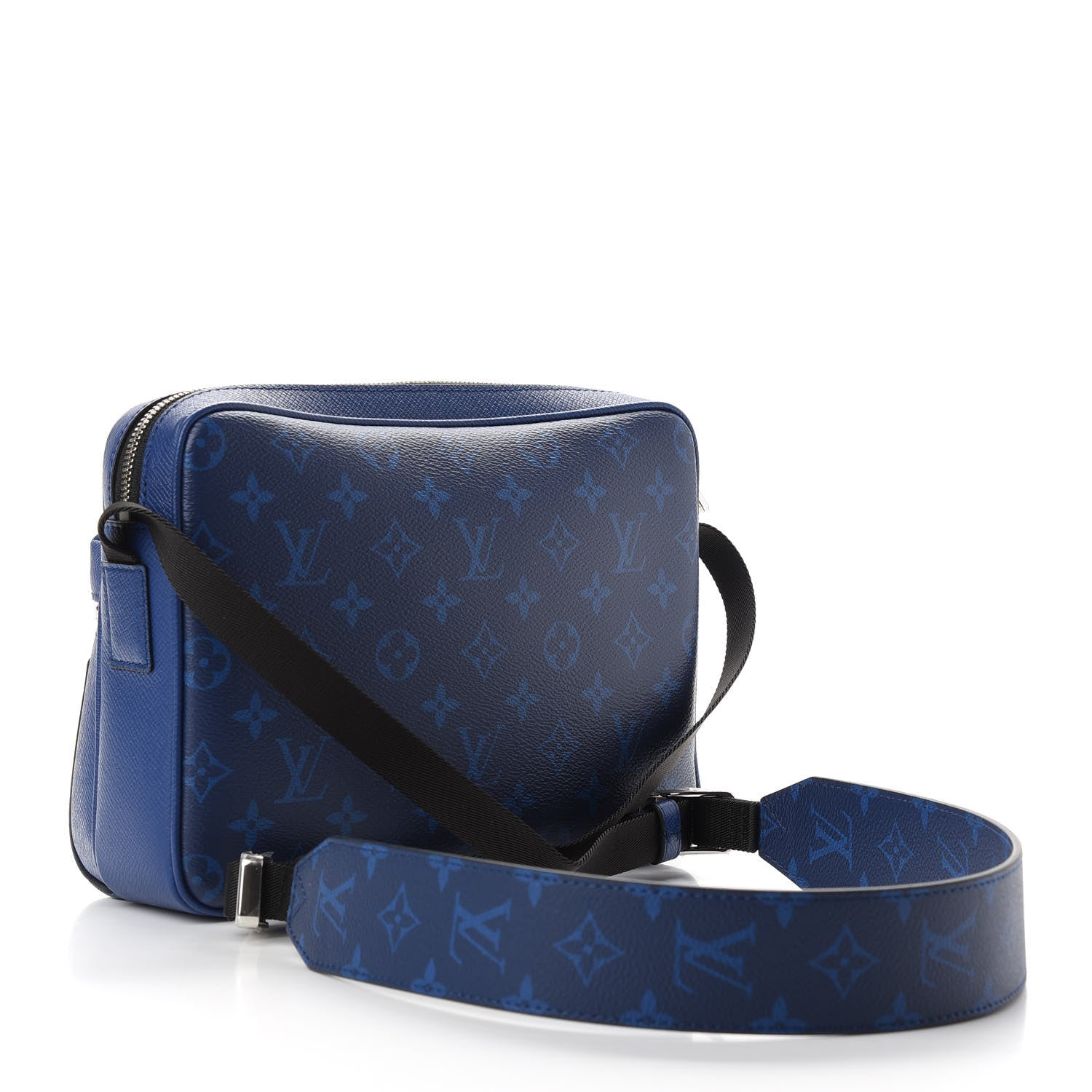 Louis Vuitton Taiga Monogram Outdoor Messenger Cobalt 3 of 8