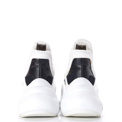 Louis Vuitton Calfskin Technical Nylon LV Archlight Sneakers 39 Marine 5 of 12